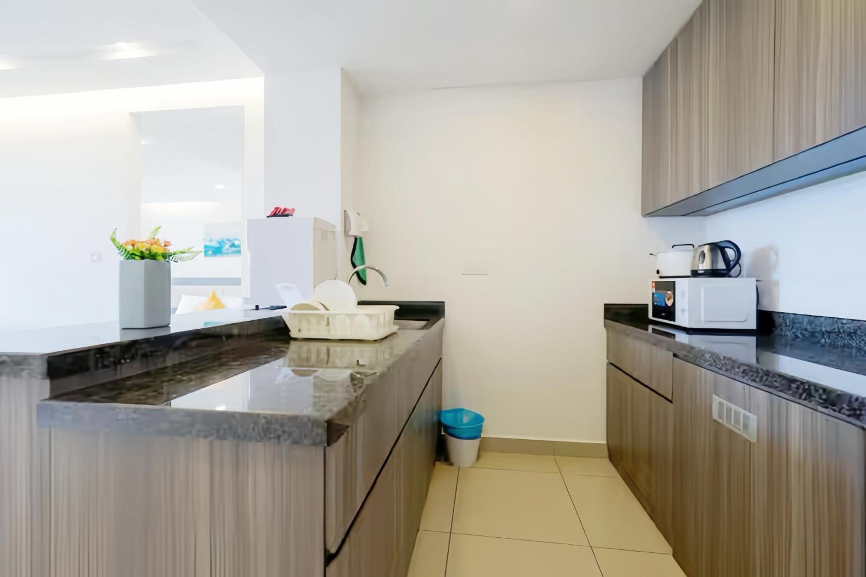 Studio Apartment photo 3