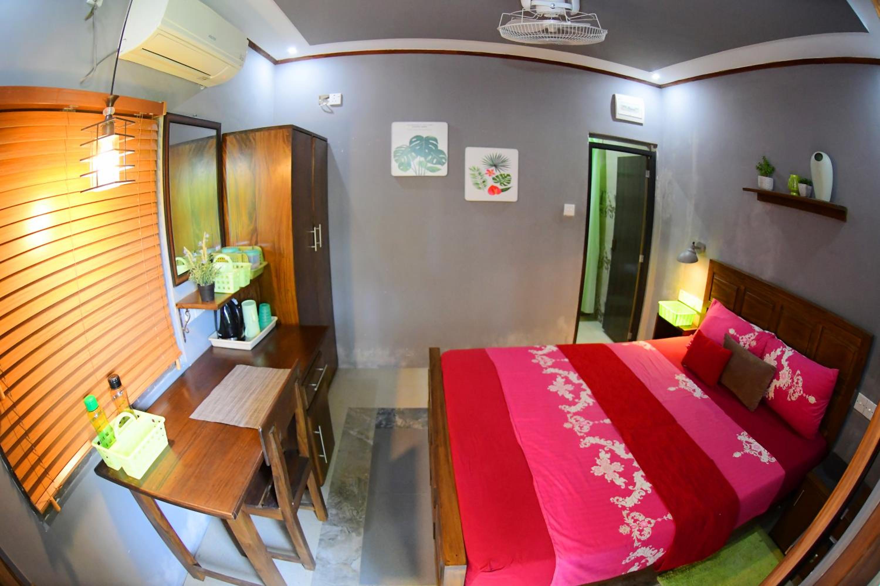 Deluxe Double Room photo 3