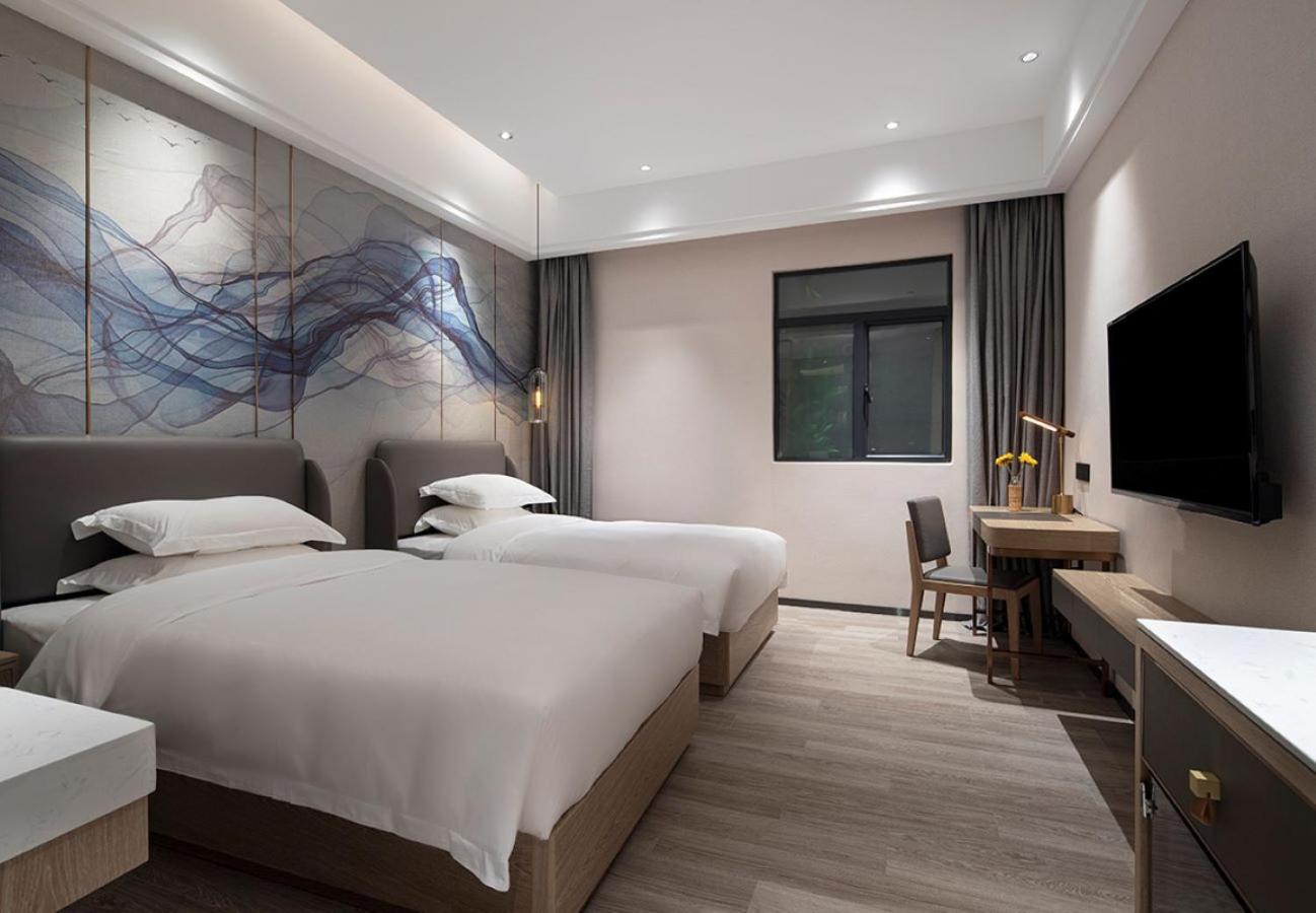 Standard Twin Room photo 2
