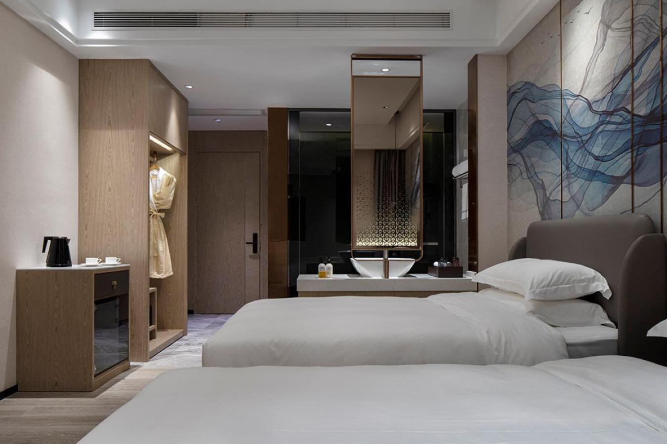 Standard Twin Room photo 3