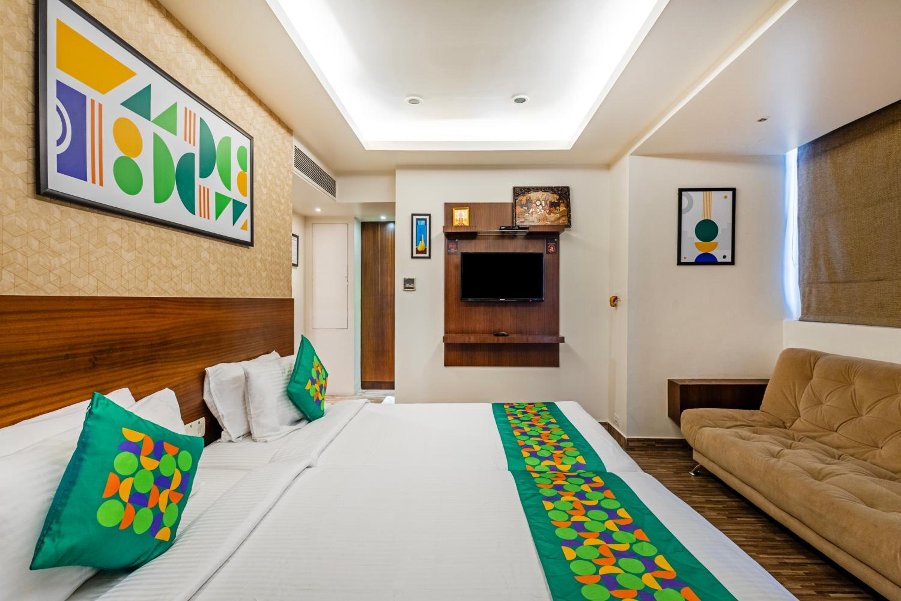 Premium Family Room