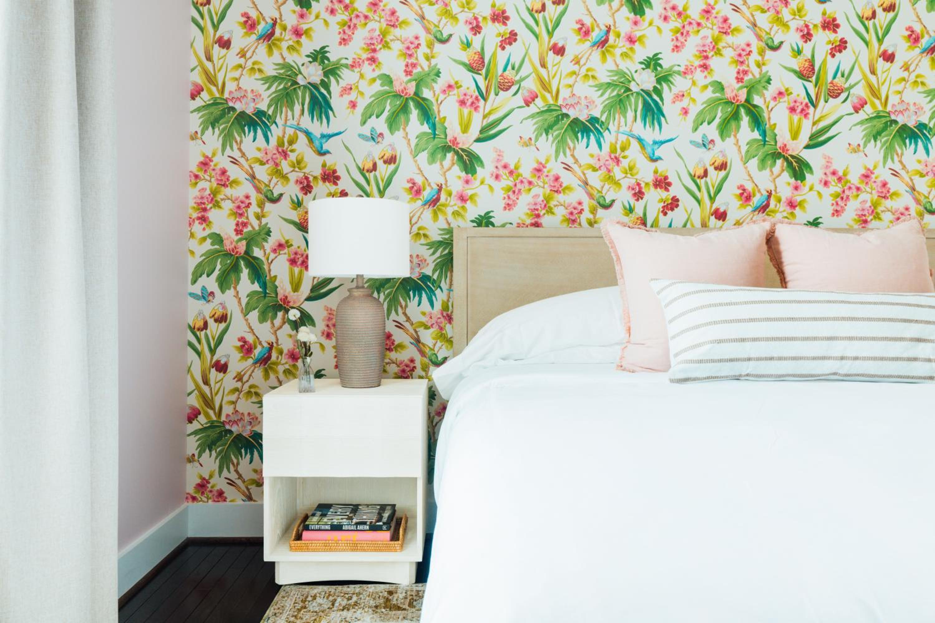 Queen Room - Photo 9