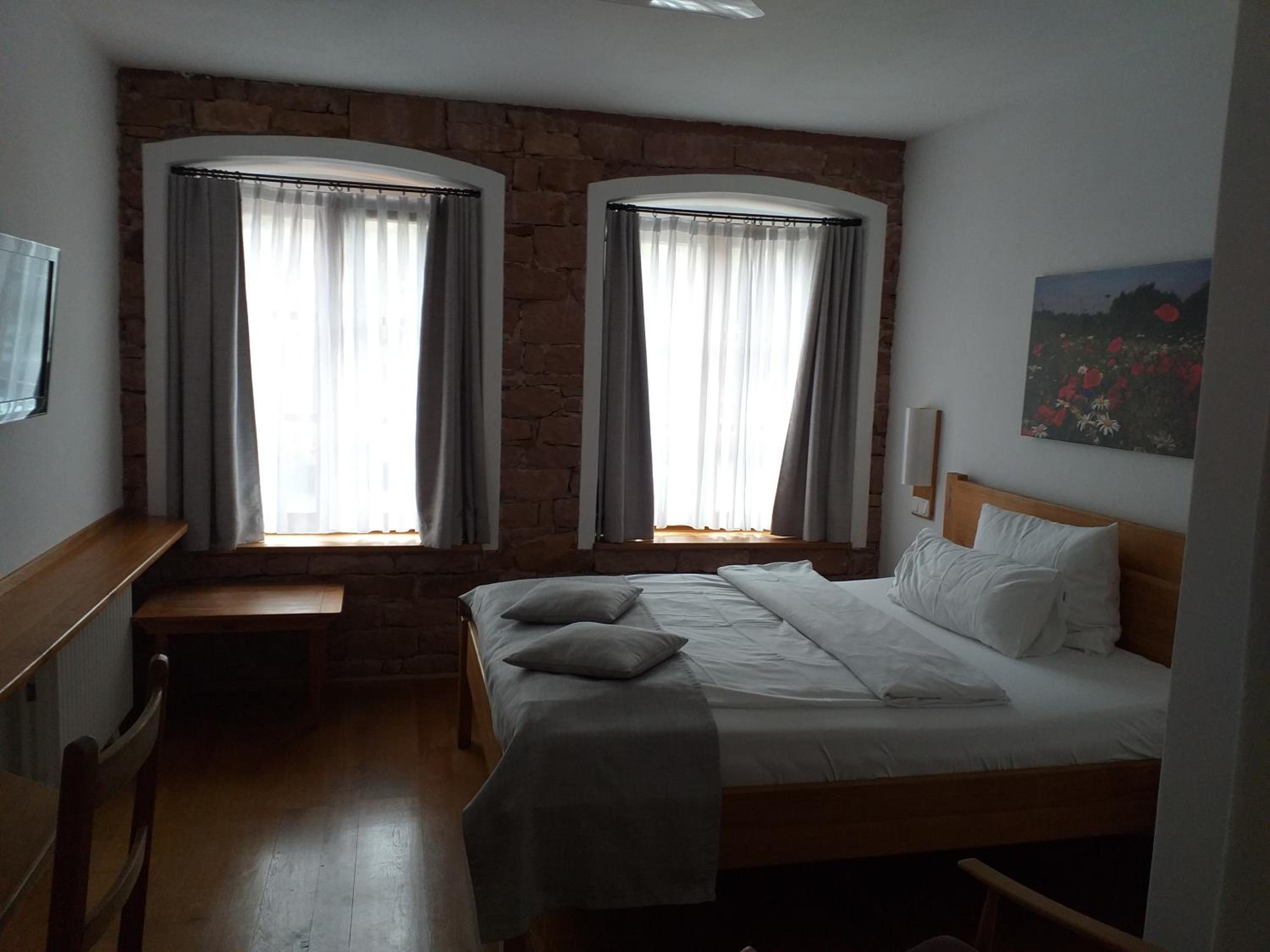 Standard Double Room photo 2