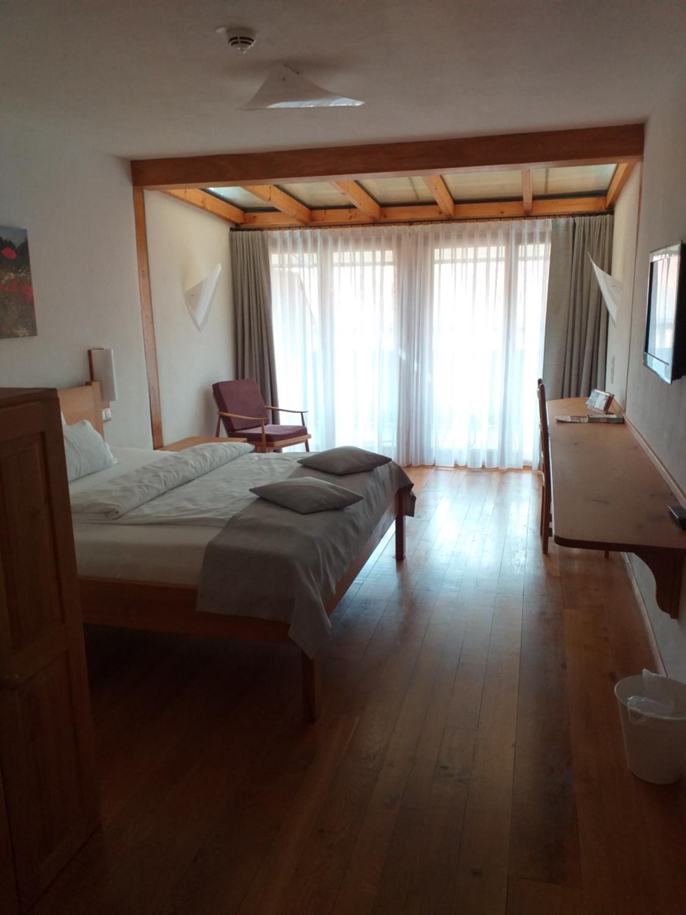 Deluxe Double Room photo 3