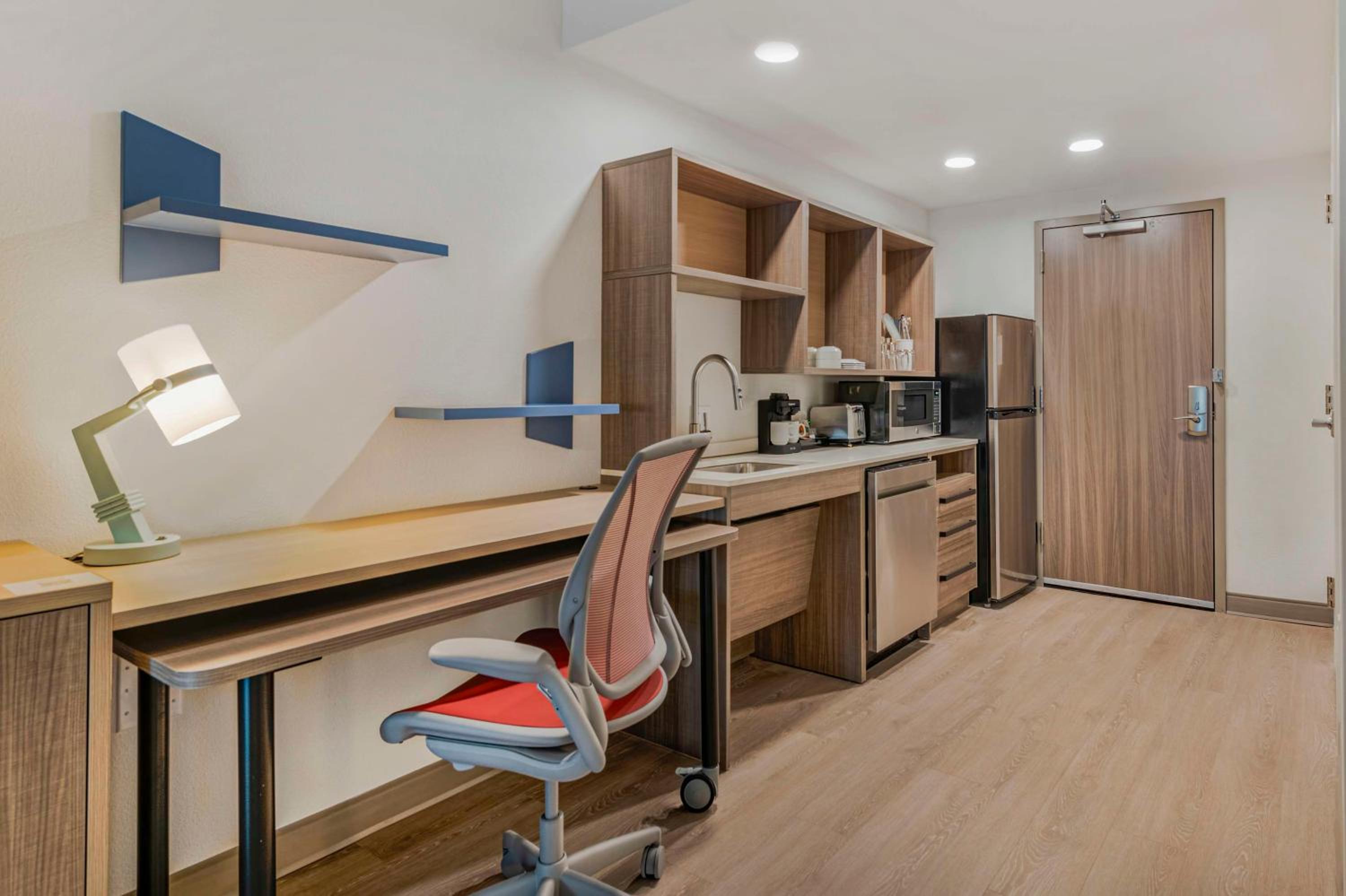 King Studio Suite - Photo 26