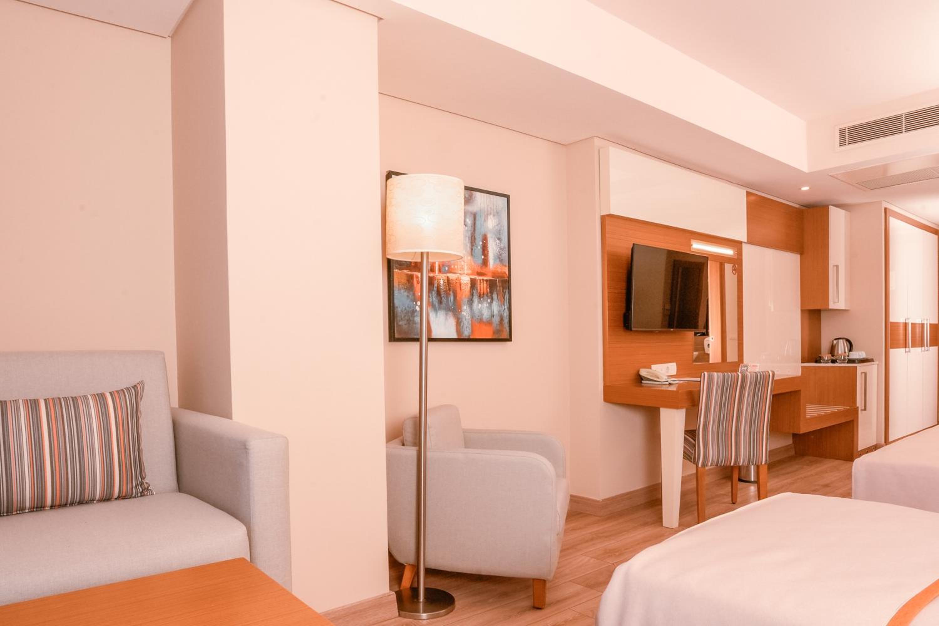 Large Triple Room