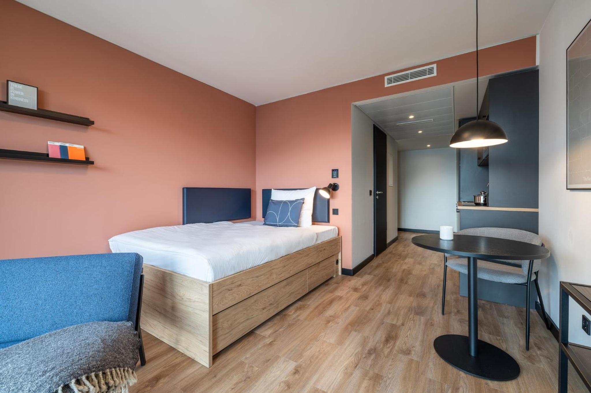 Superior Apartment with City View