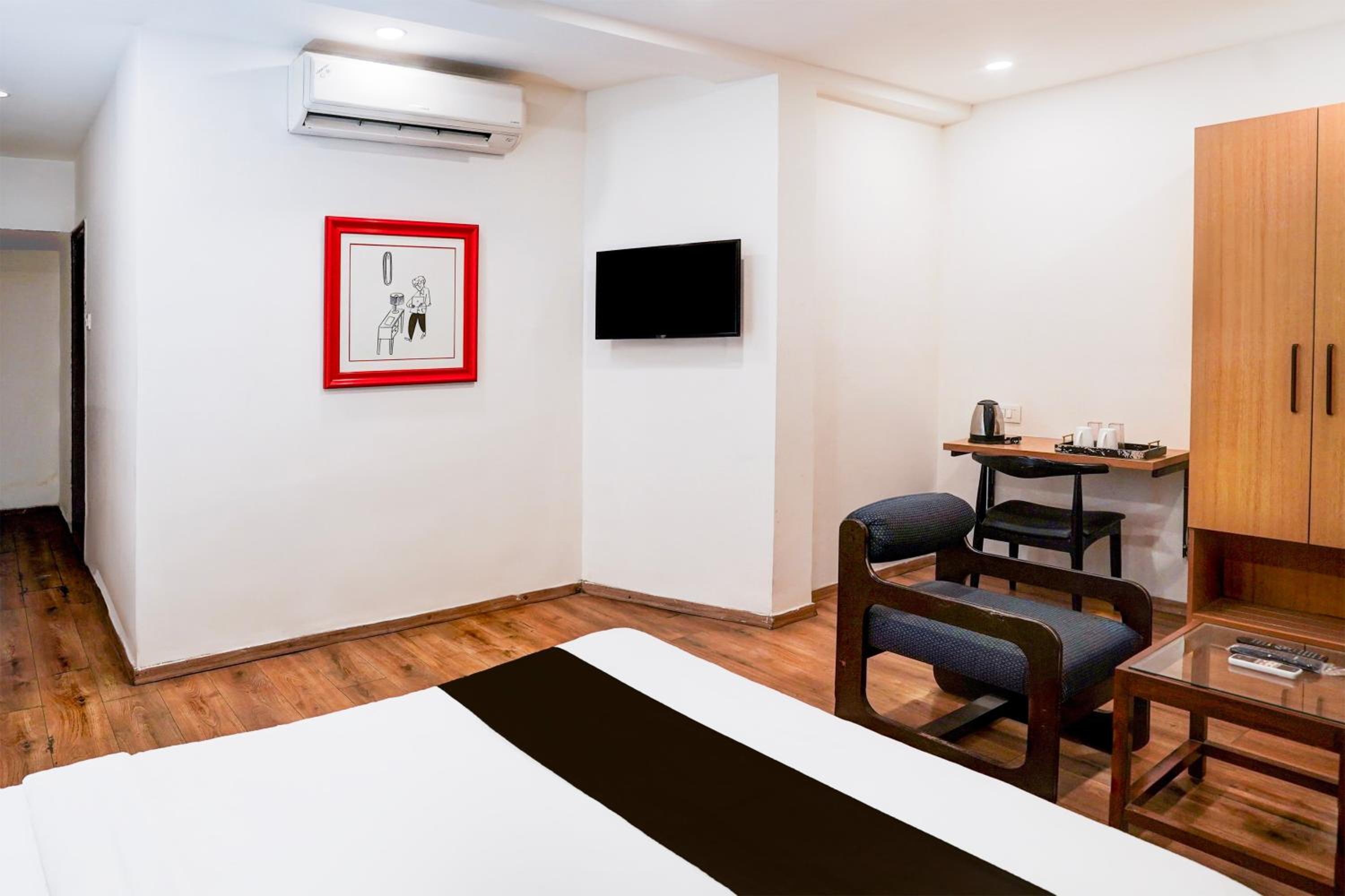 Deluxe Triple Room photo 2