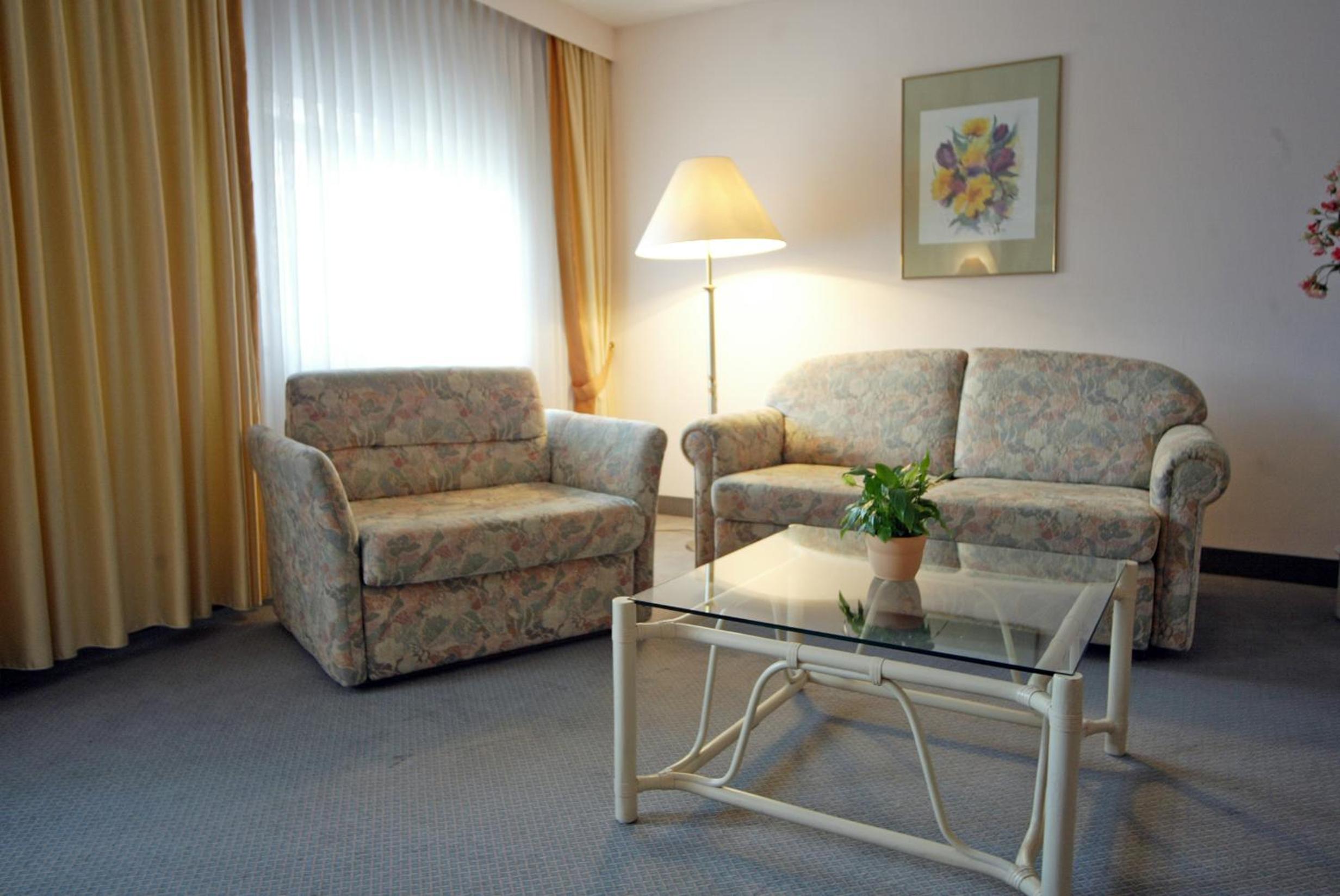Suite - Photo 4