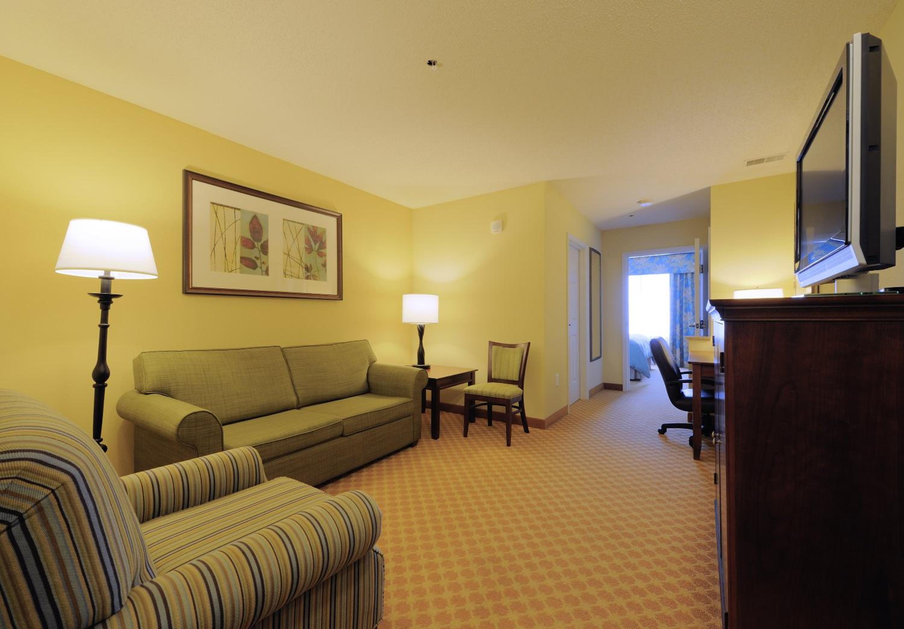 Queen Room with Two Queen Beds - Disability Access/Non-Smoking - Photo 1