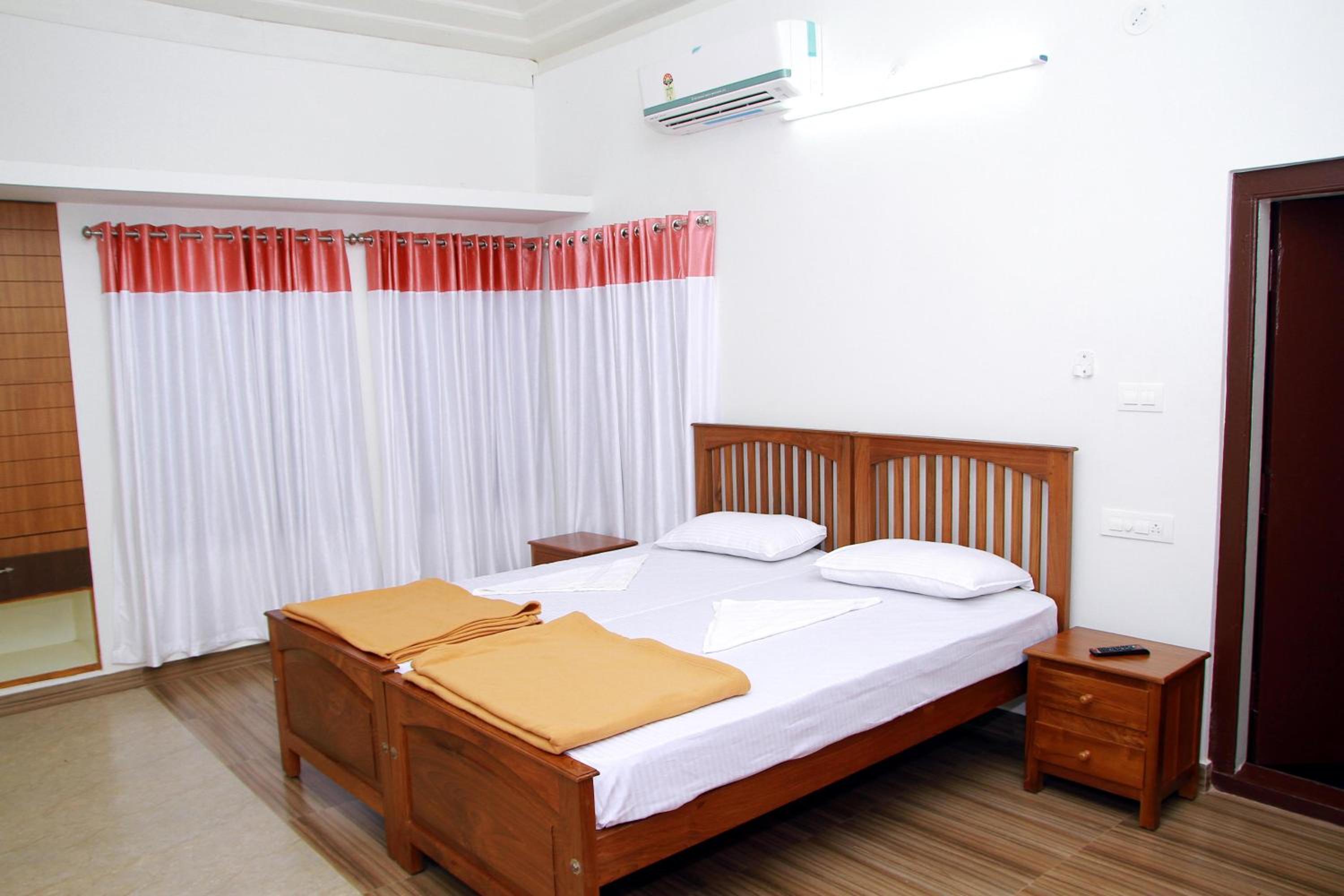 Deluxe Double Room photo 3