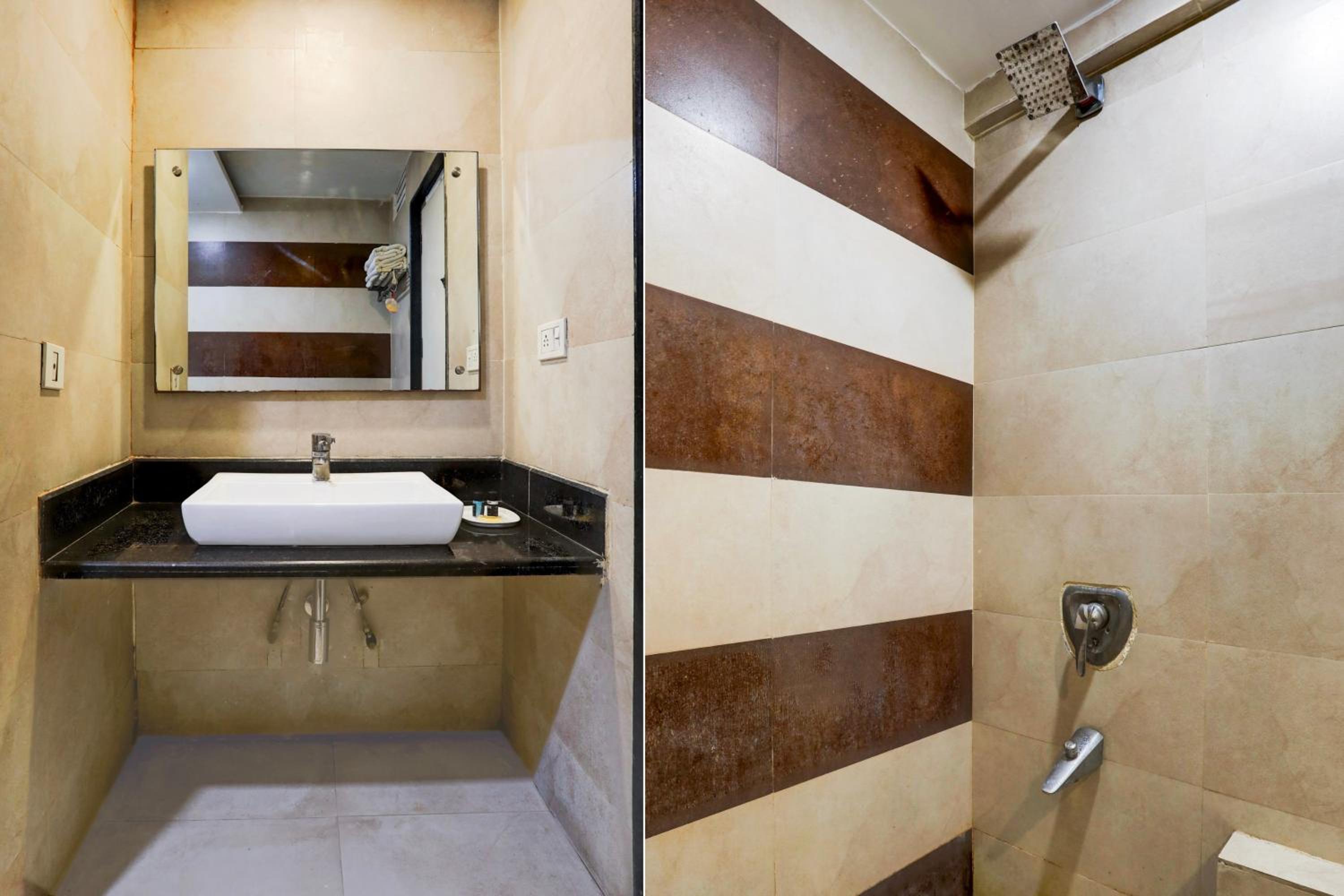 Triple Room with Bath photo 3