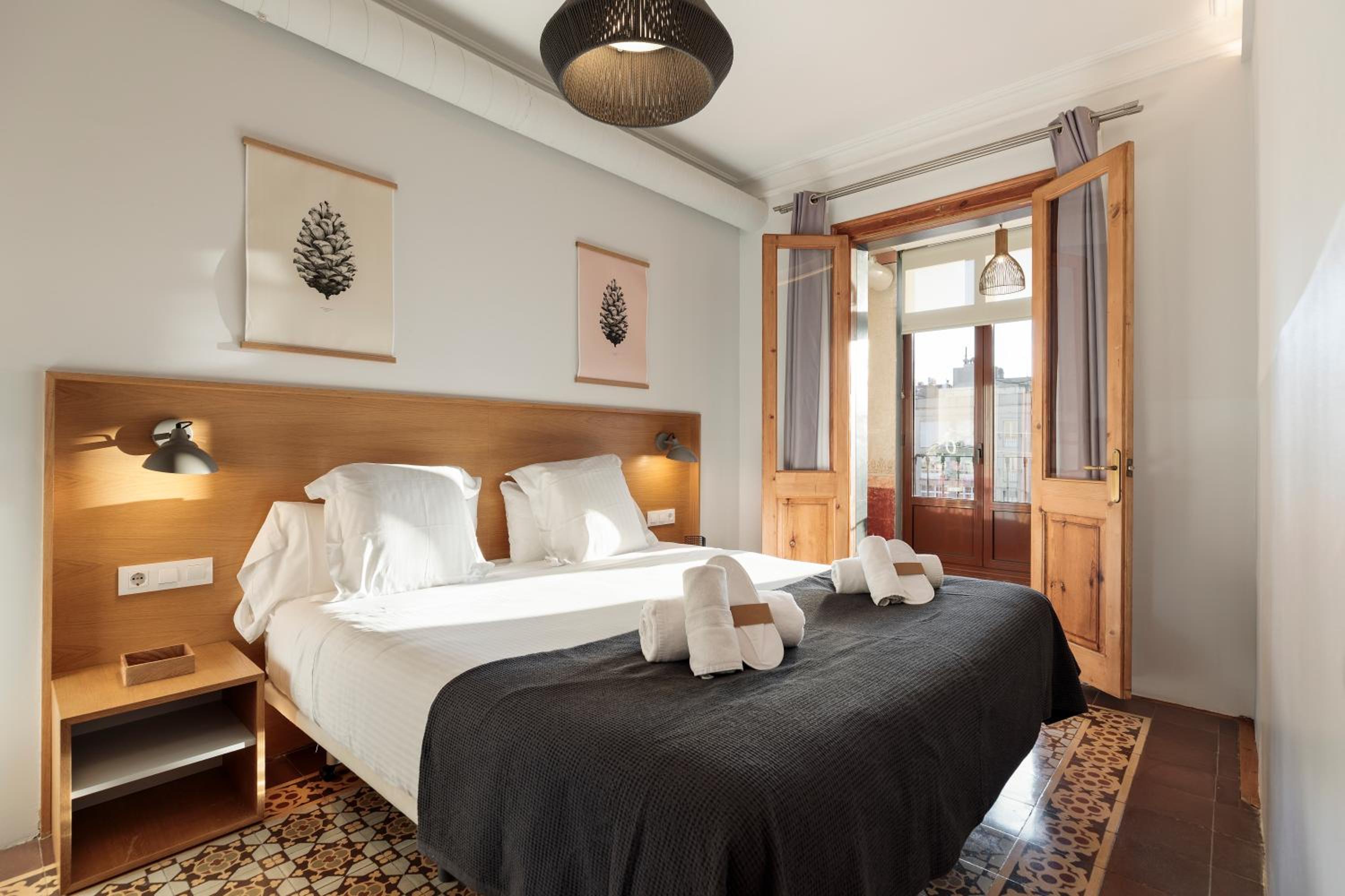 Three-Bedroom Deluxe Apartment