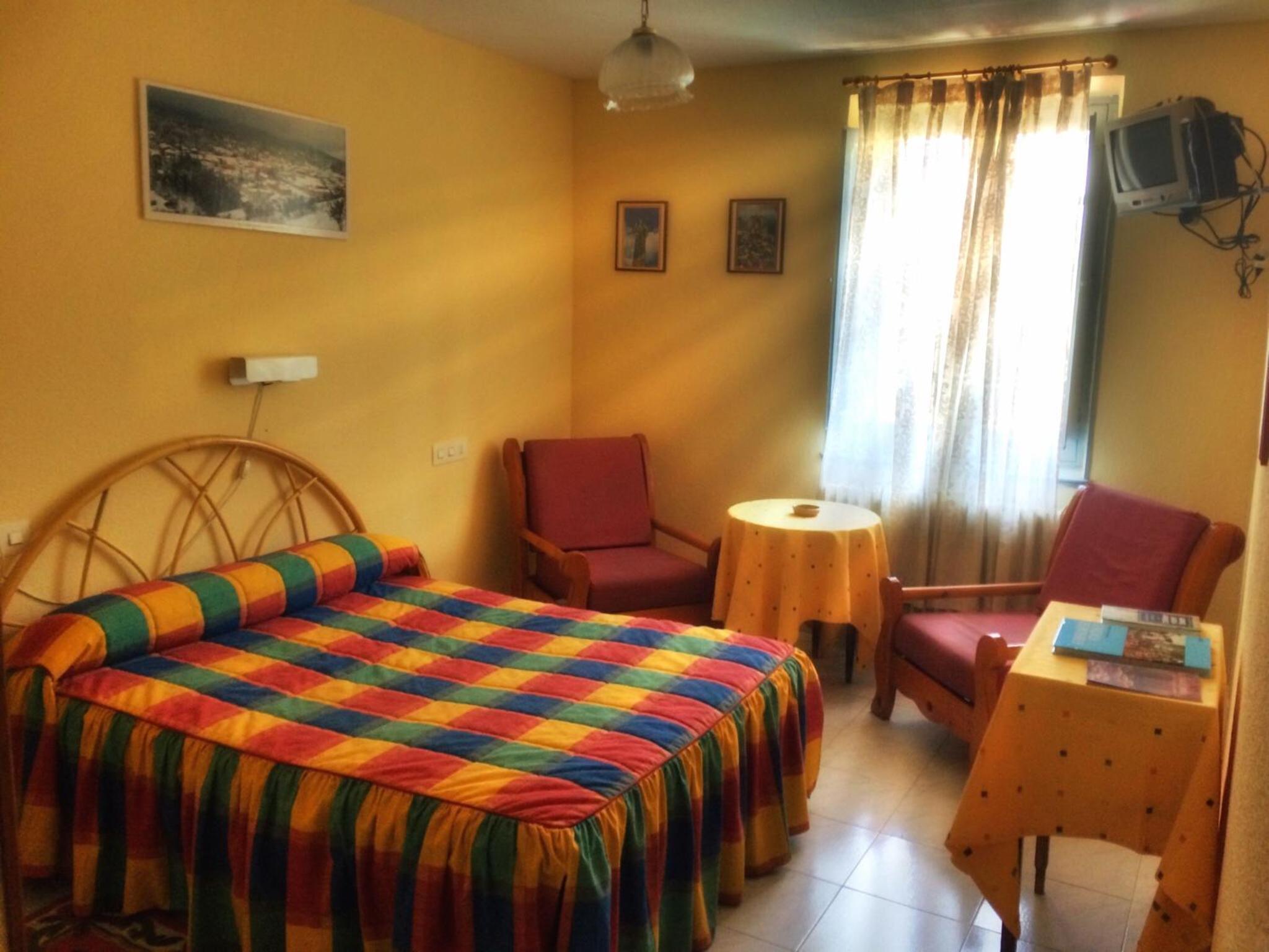 Habitación Doble con Baño Privado