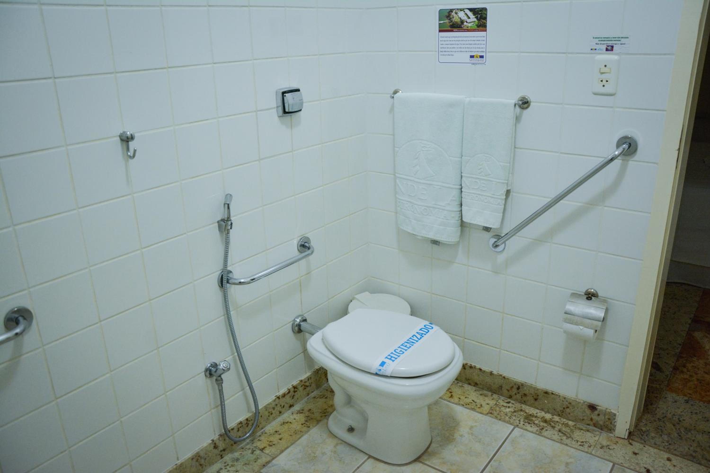 Double Room - Disability Access photo 2