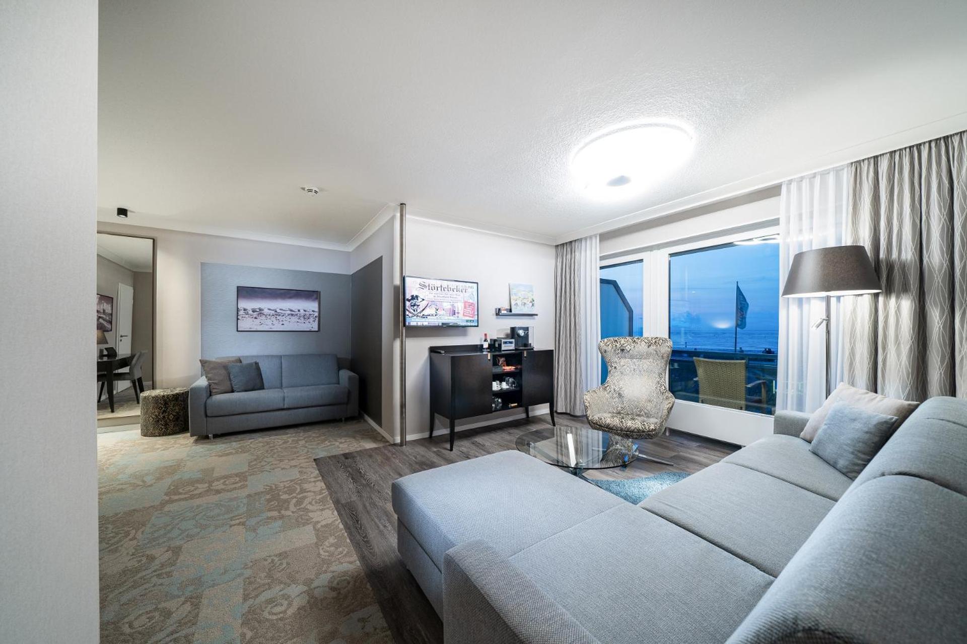 One-Bedroom Suite photo 3