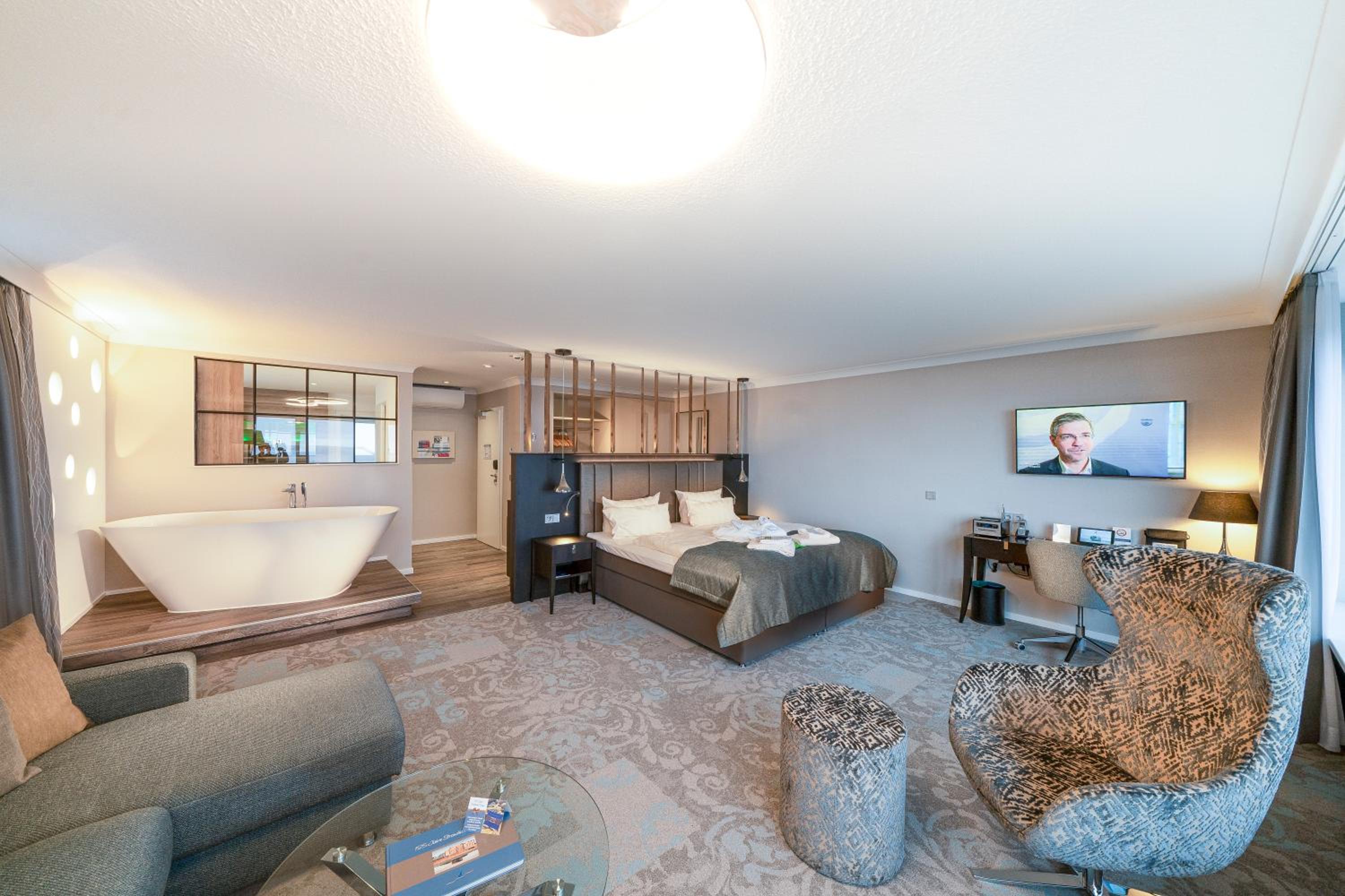 Suite with Sea View photo 3