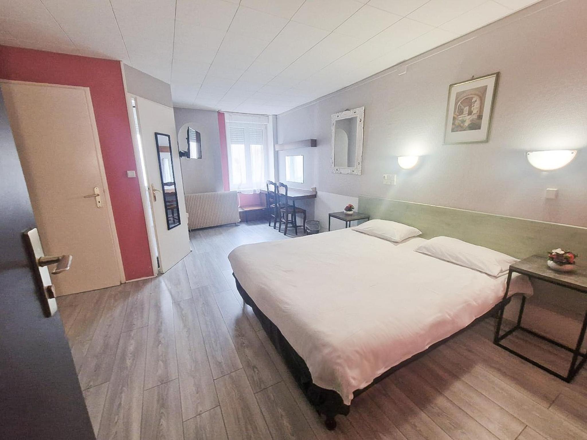Double Room - Photo 1