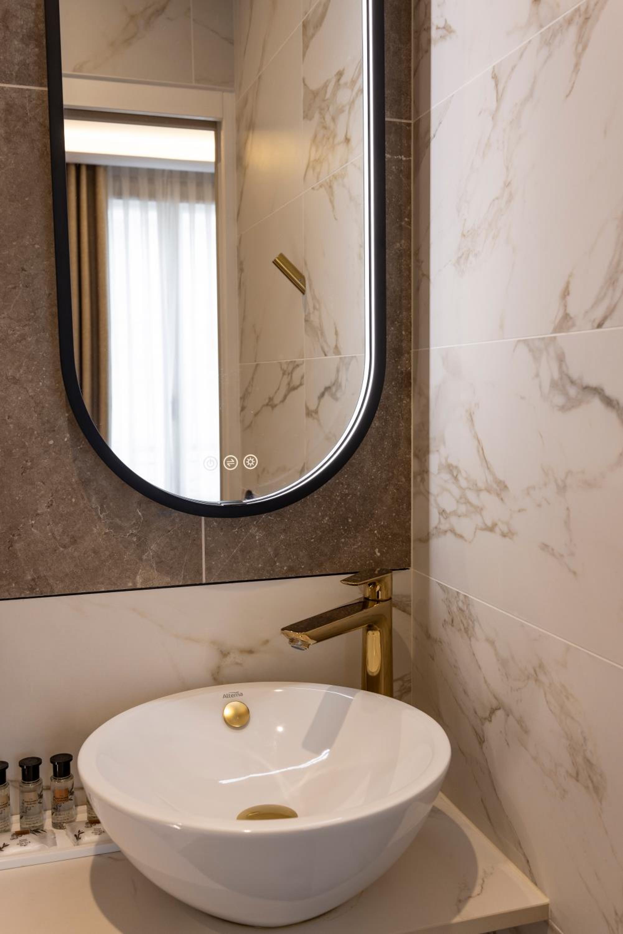 Superior Double or Twin Room photo 3