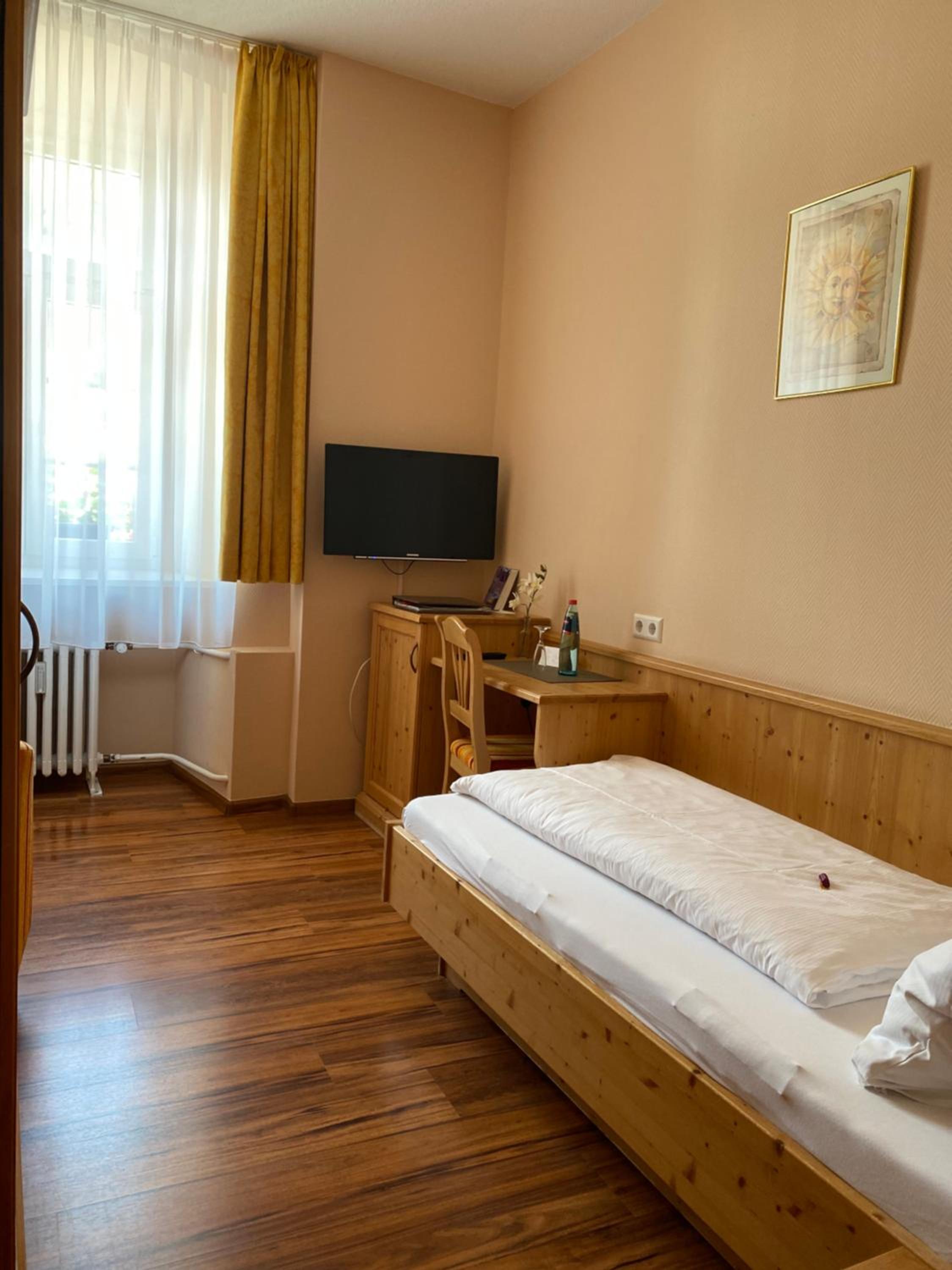 Single Room with Shower photo 2