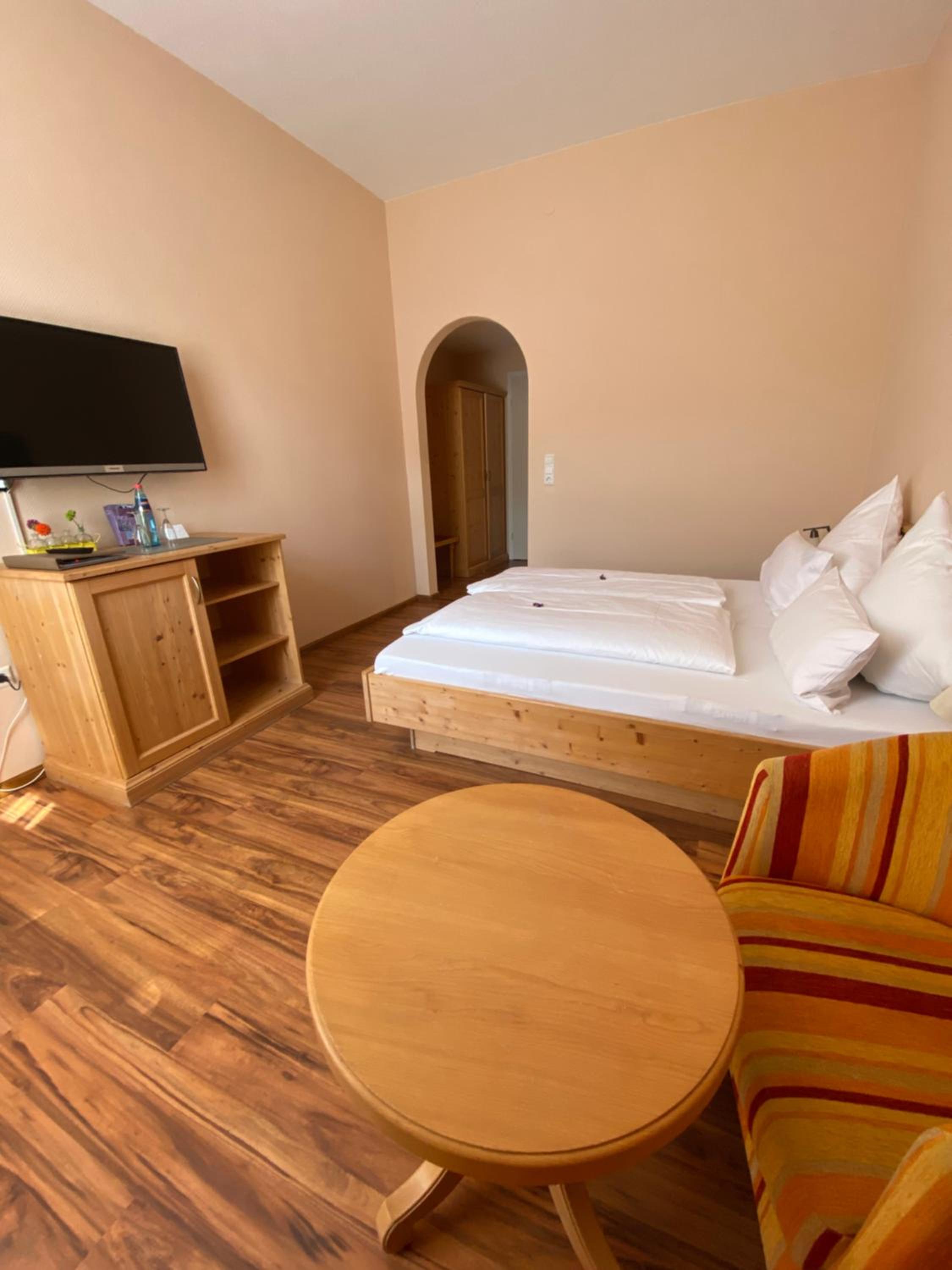 Standard Double Room photo 2