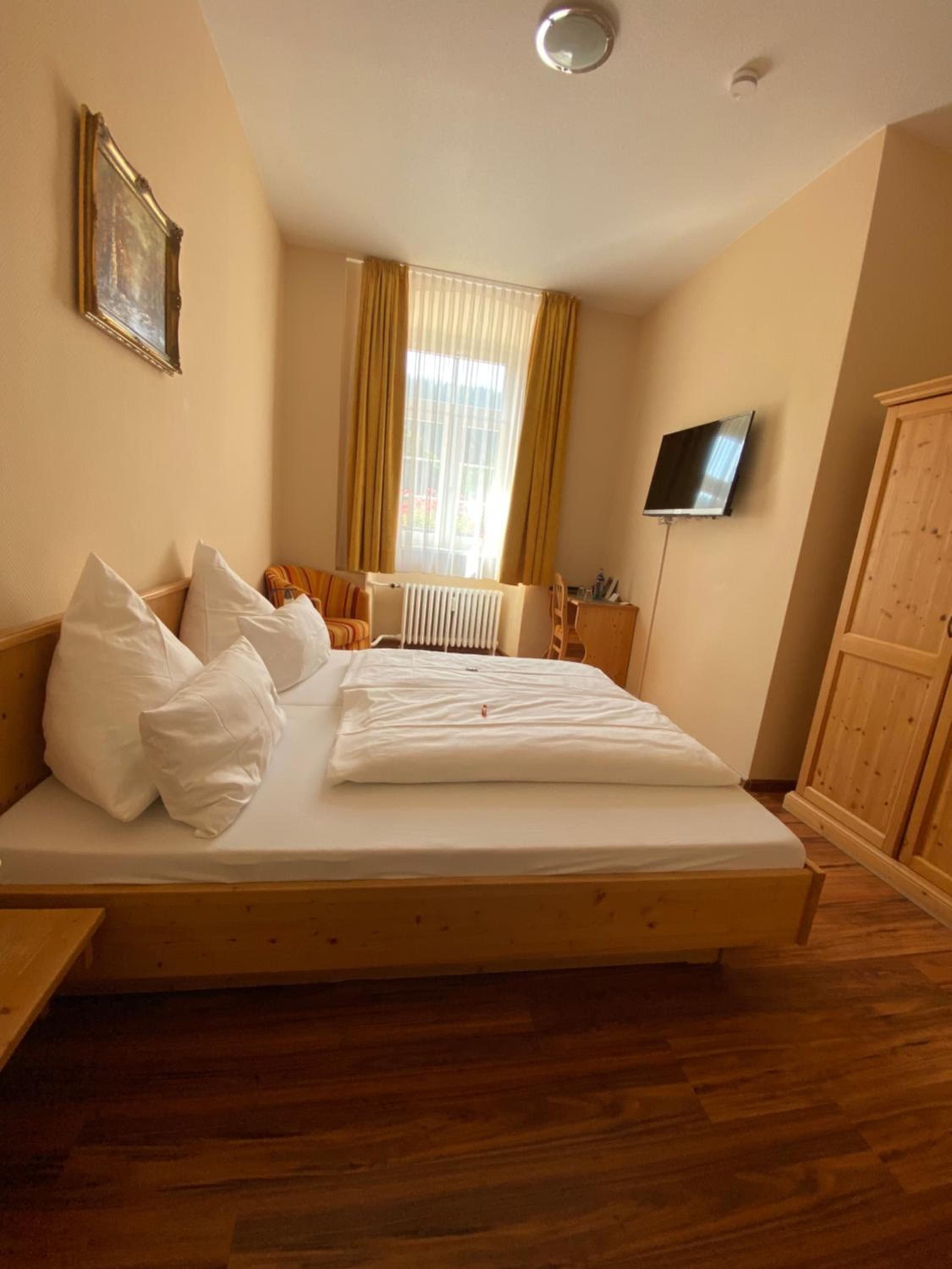 Standard Double Room photo 3