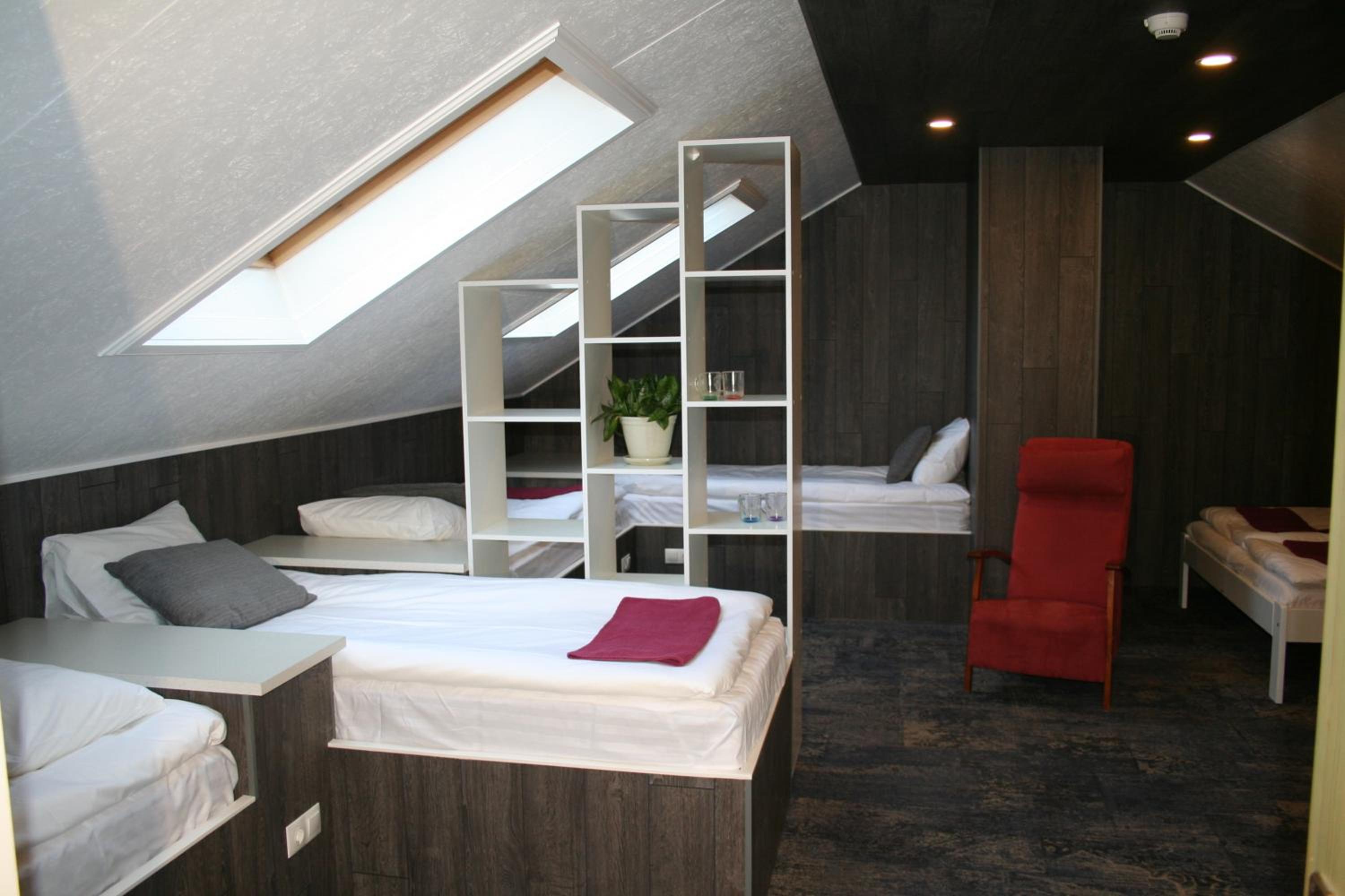 Family Room - Photo 7