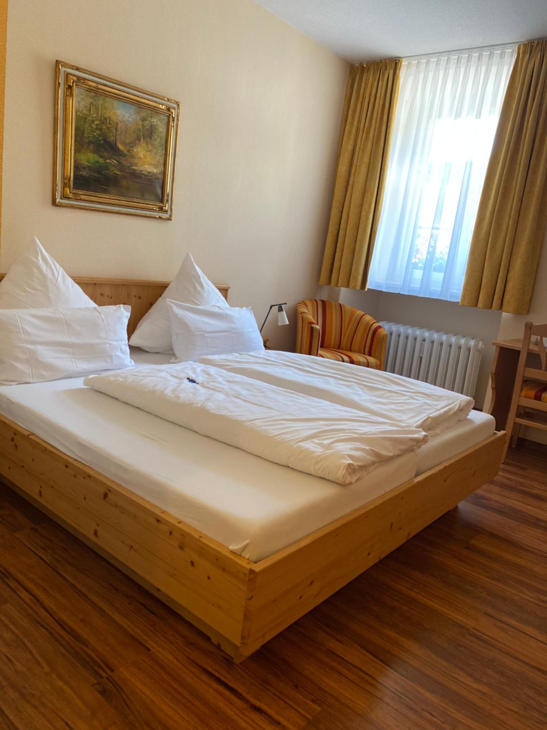 Budget Double Room photo 3