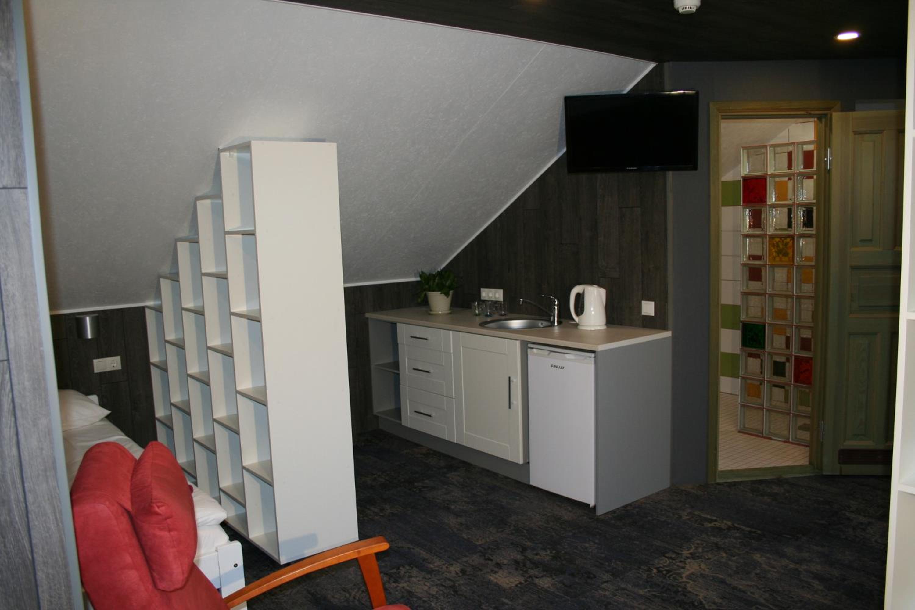 Family Room - Photo 1