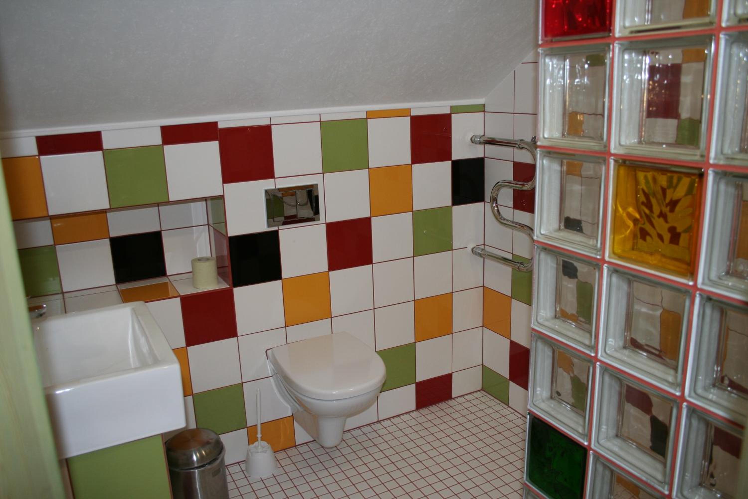 Family Room - Photo 6