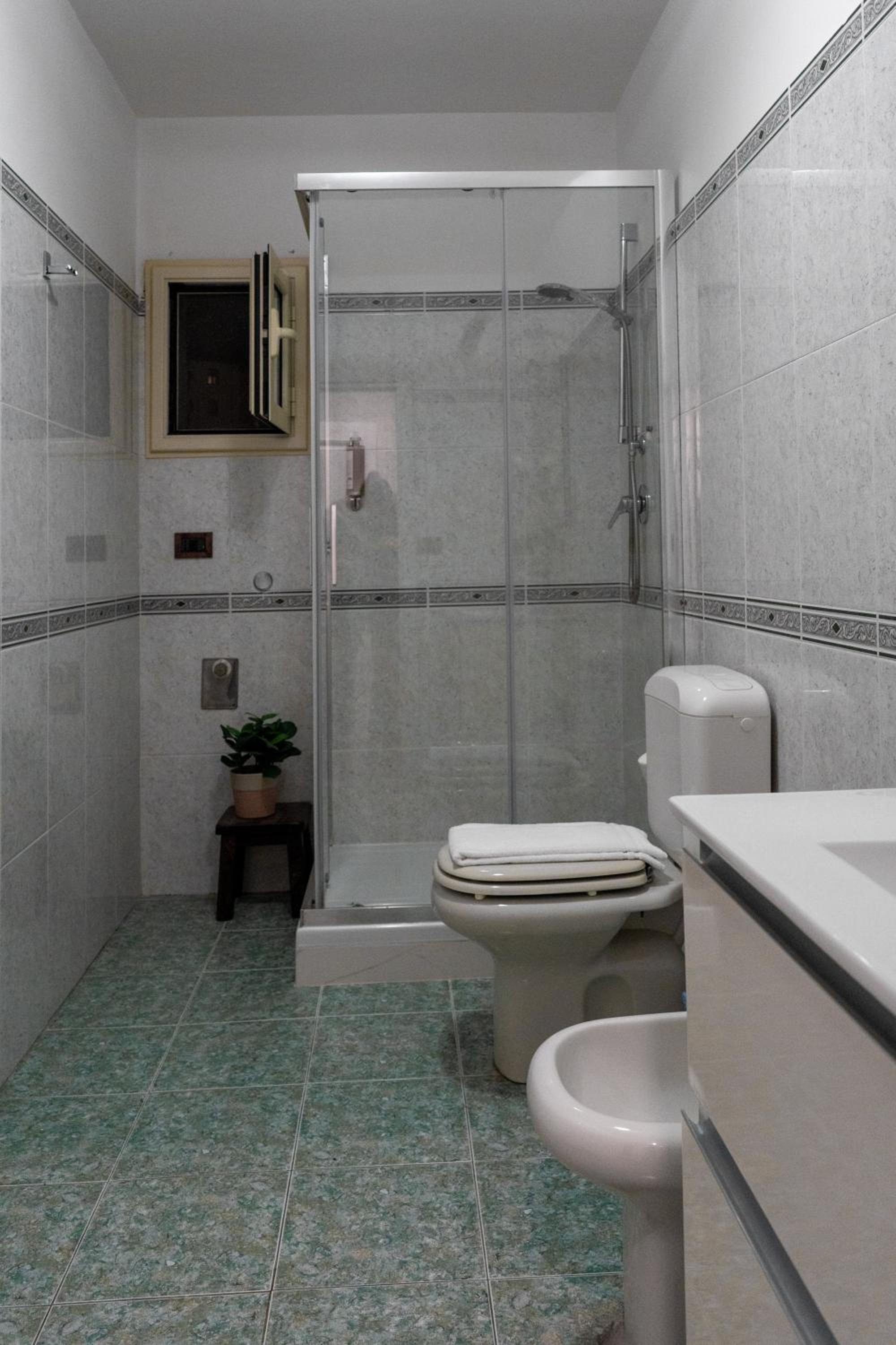 Triple Room with Private Bathroom photo 2