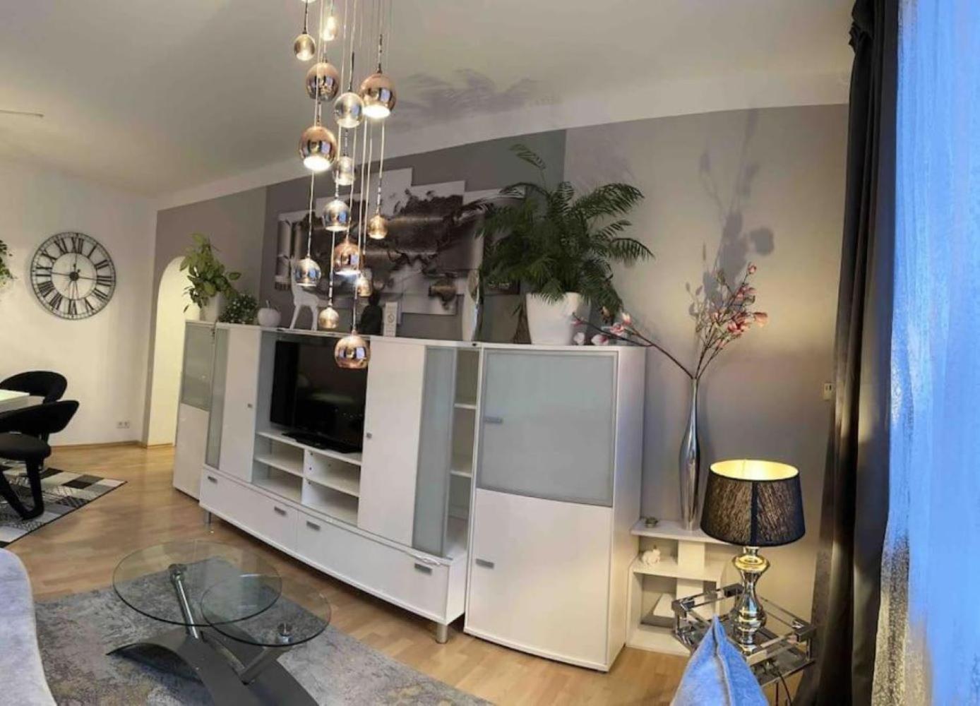 Two-Bedroom Apartment with Terrace photo 2