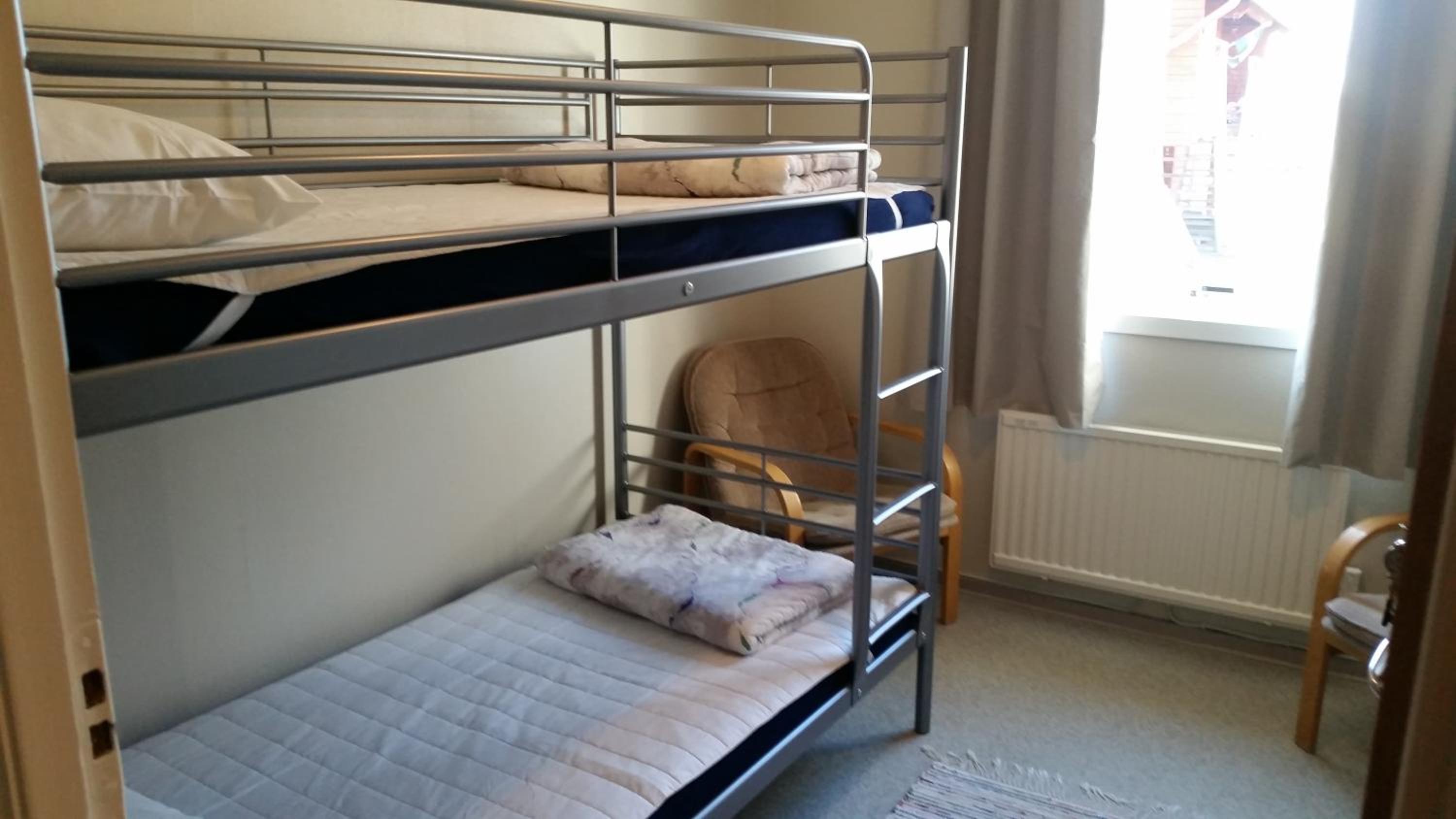 Economy Quadruple Room With Shared Bathroom photo 1