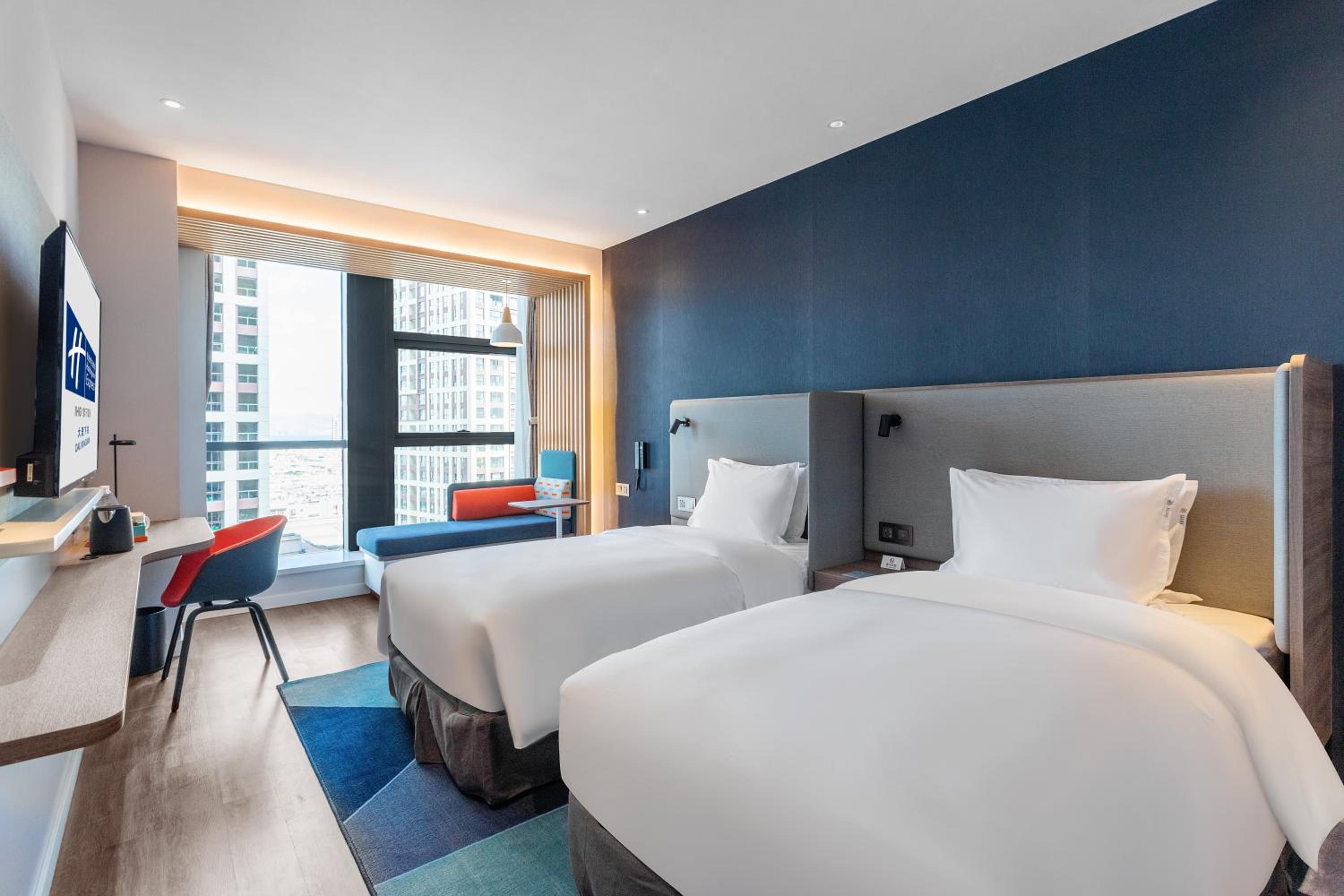 Standard Twin Room with Extra Floor Space - Kids Theme photo 1