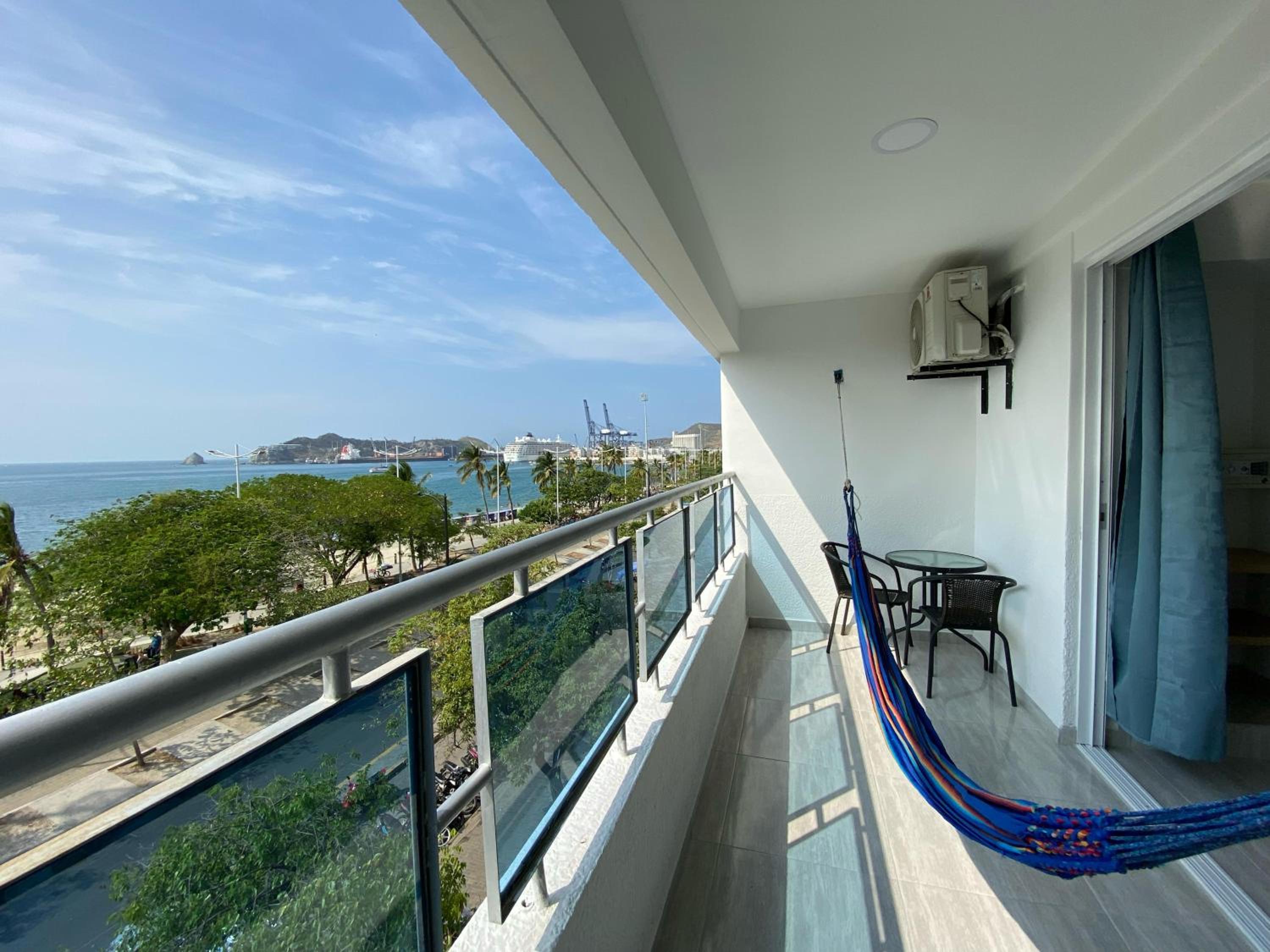 Double Room with Balcony and Sea View