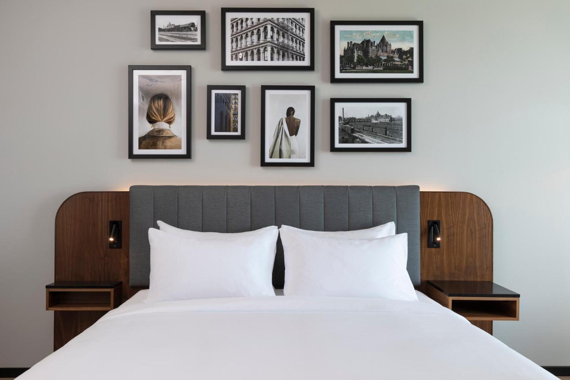 King Room with Courtyard View