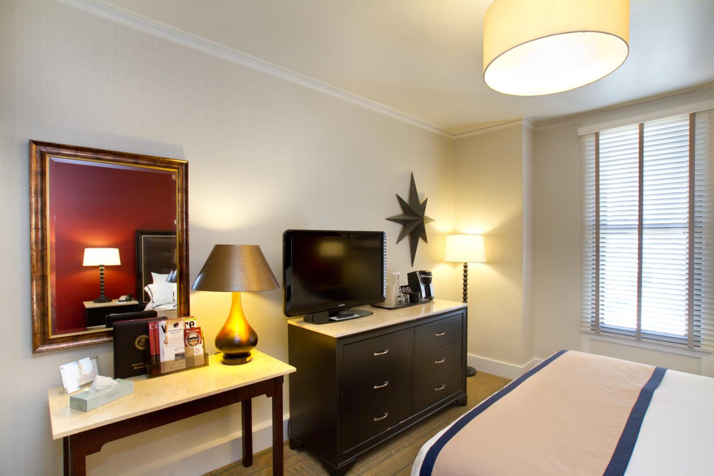Queen Room