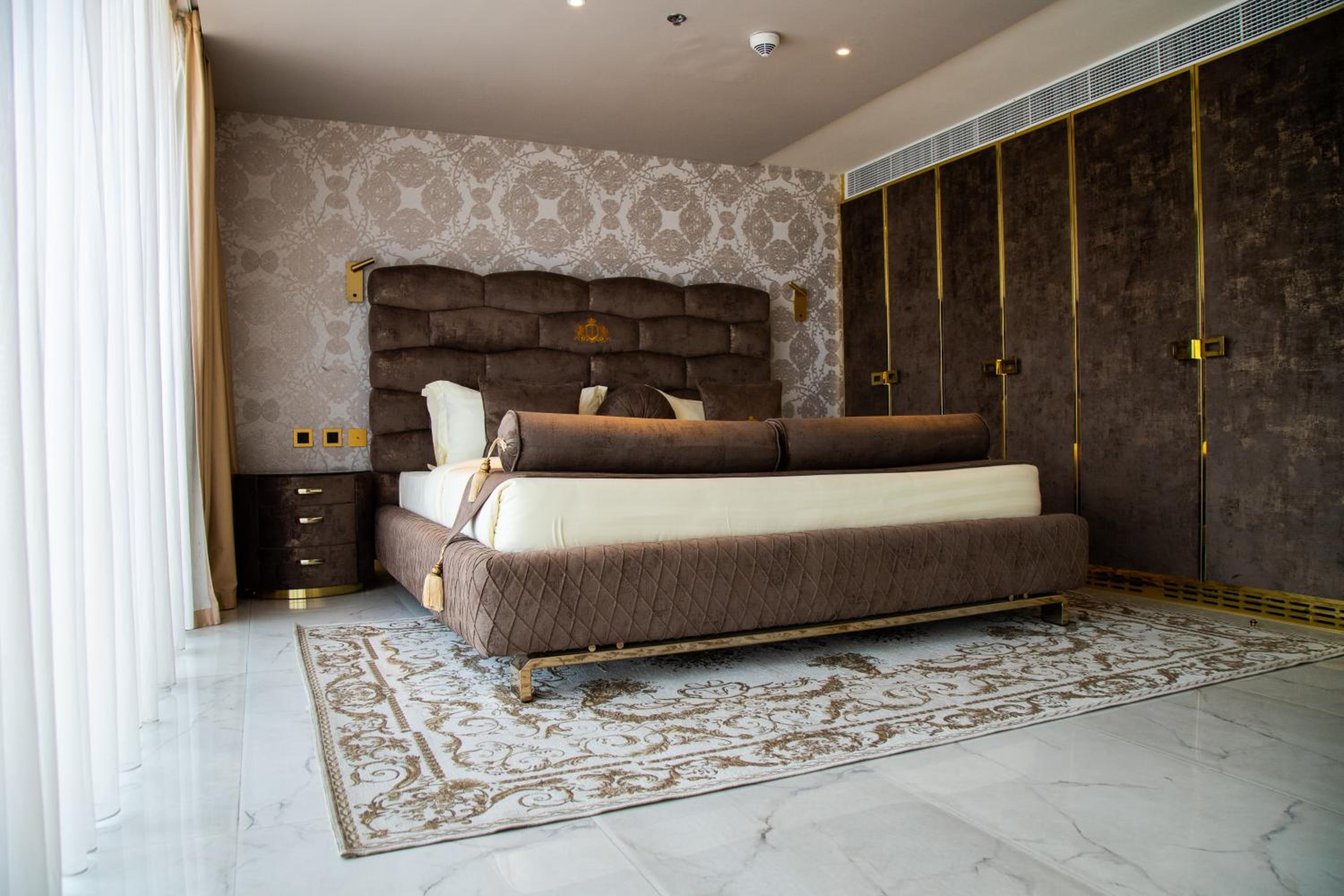 King Suite - Photo 12