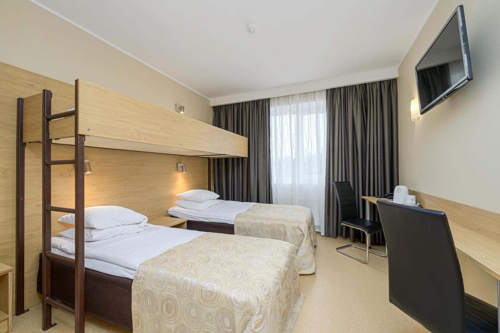 Standard Triple Room with Pool and Sauna Access