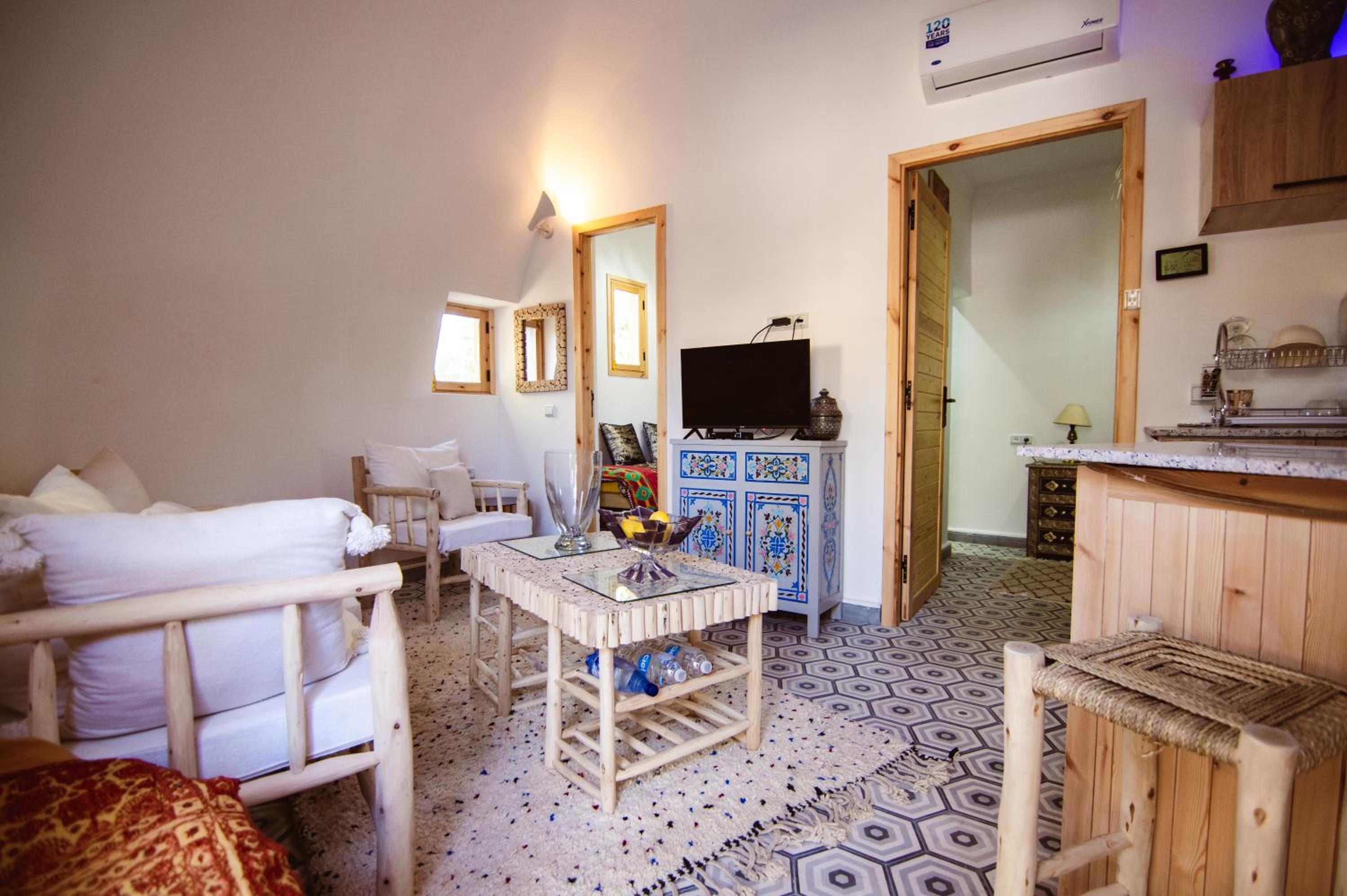 Deluxe Bungalow