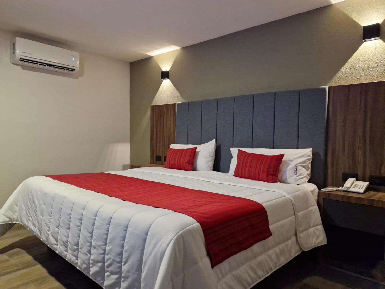 Superior King Room photo 1