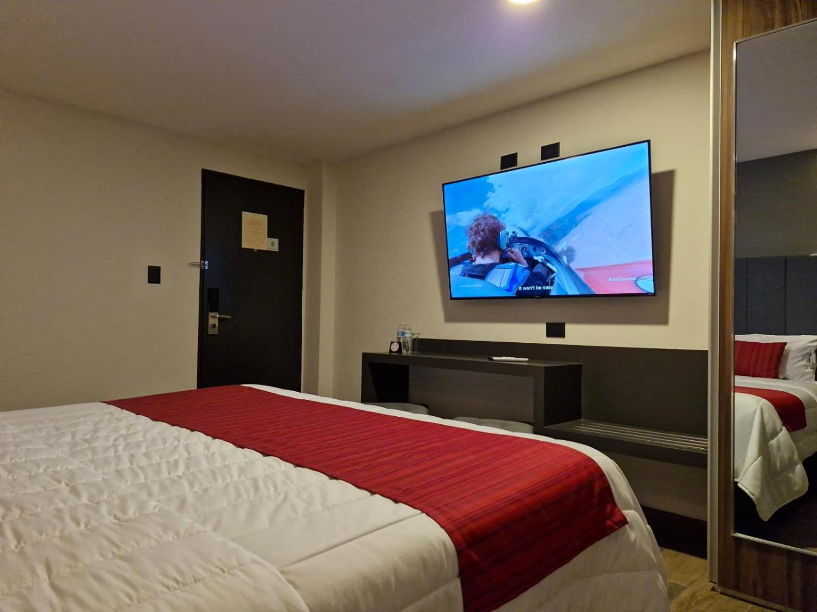 Superior King Room photo 3