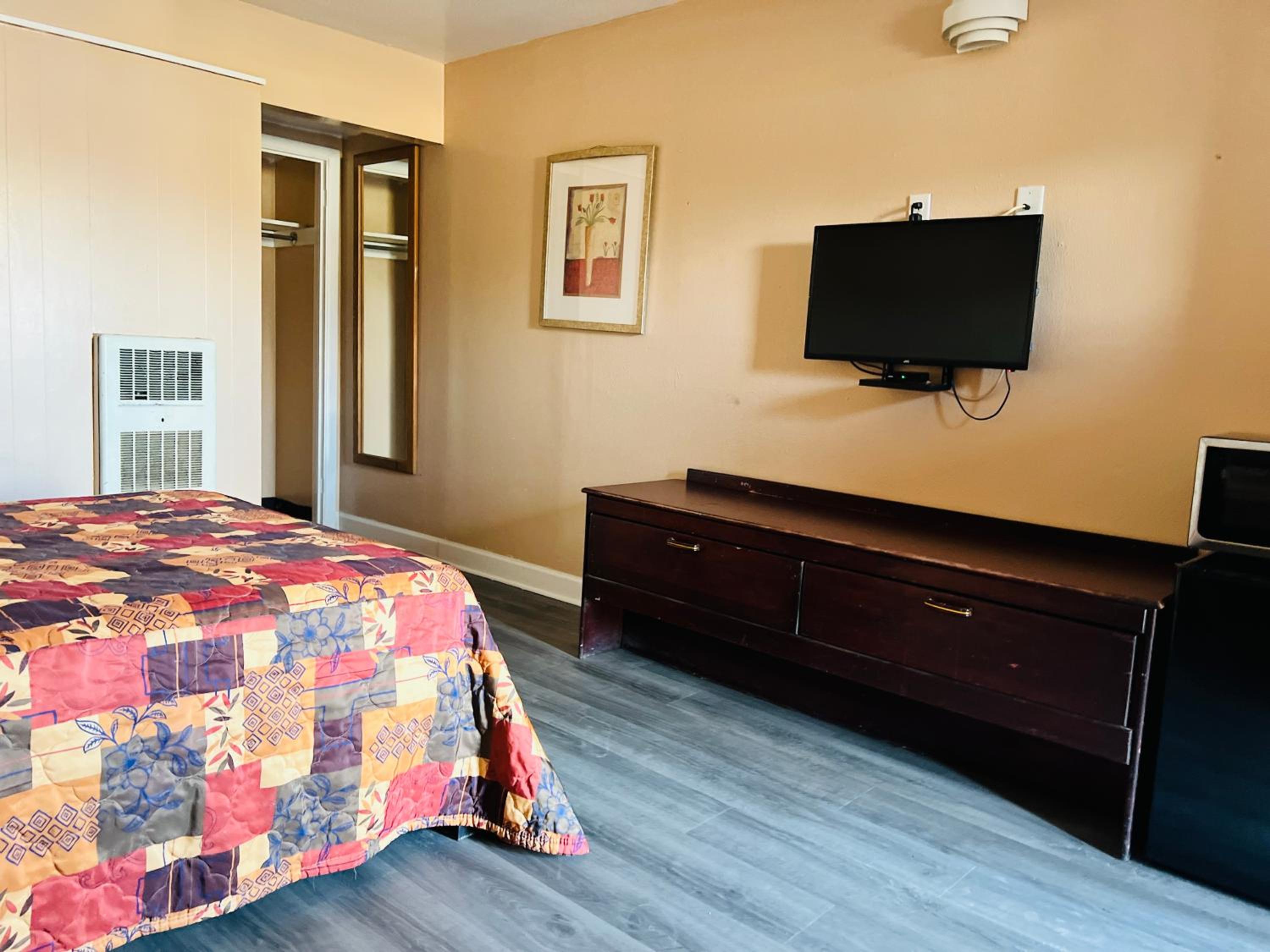 Full Bed Non-Smoking - Photo 4