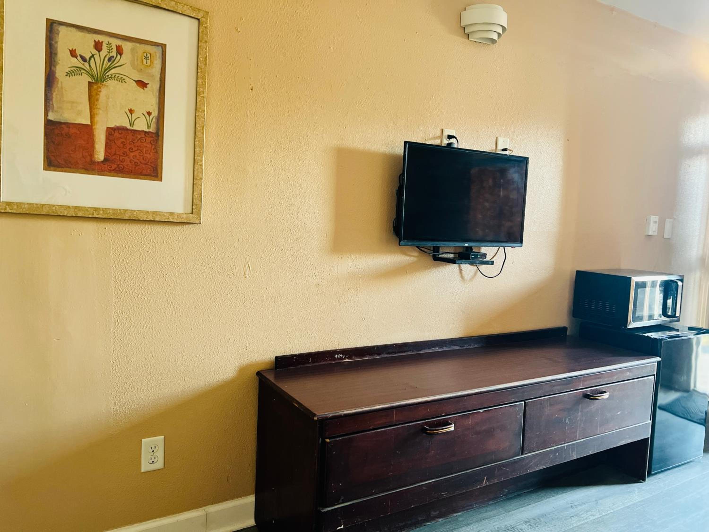 2 Full Beds Non-Smoking - Photo 6