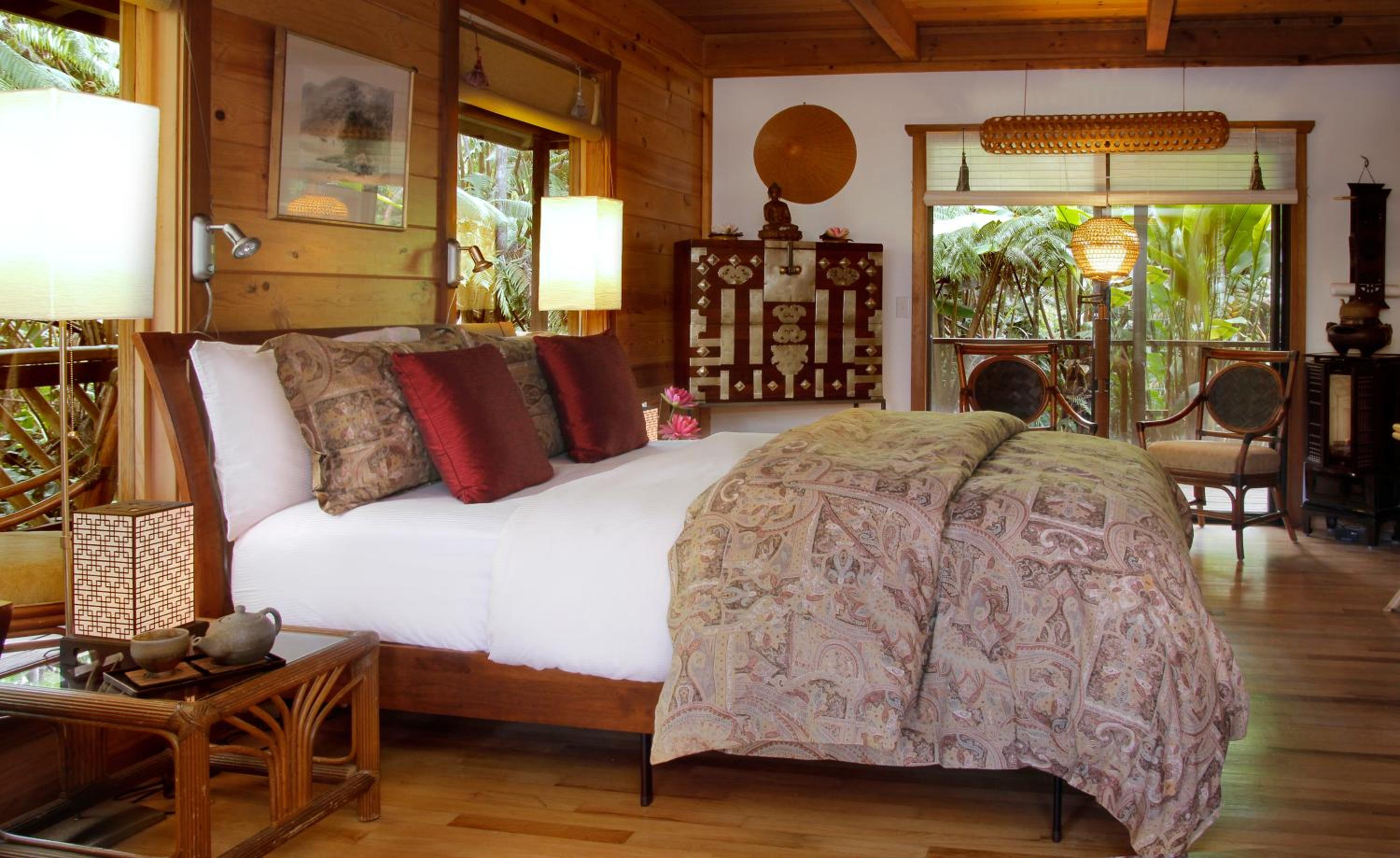 White Lotus Suite photo 1