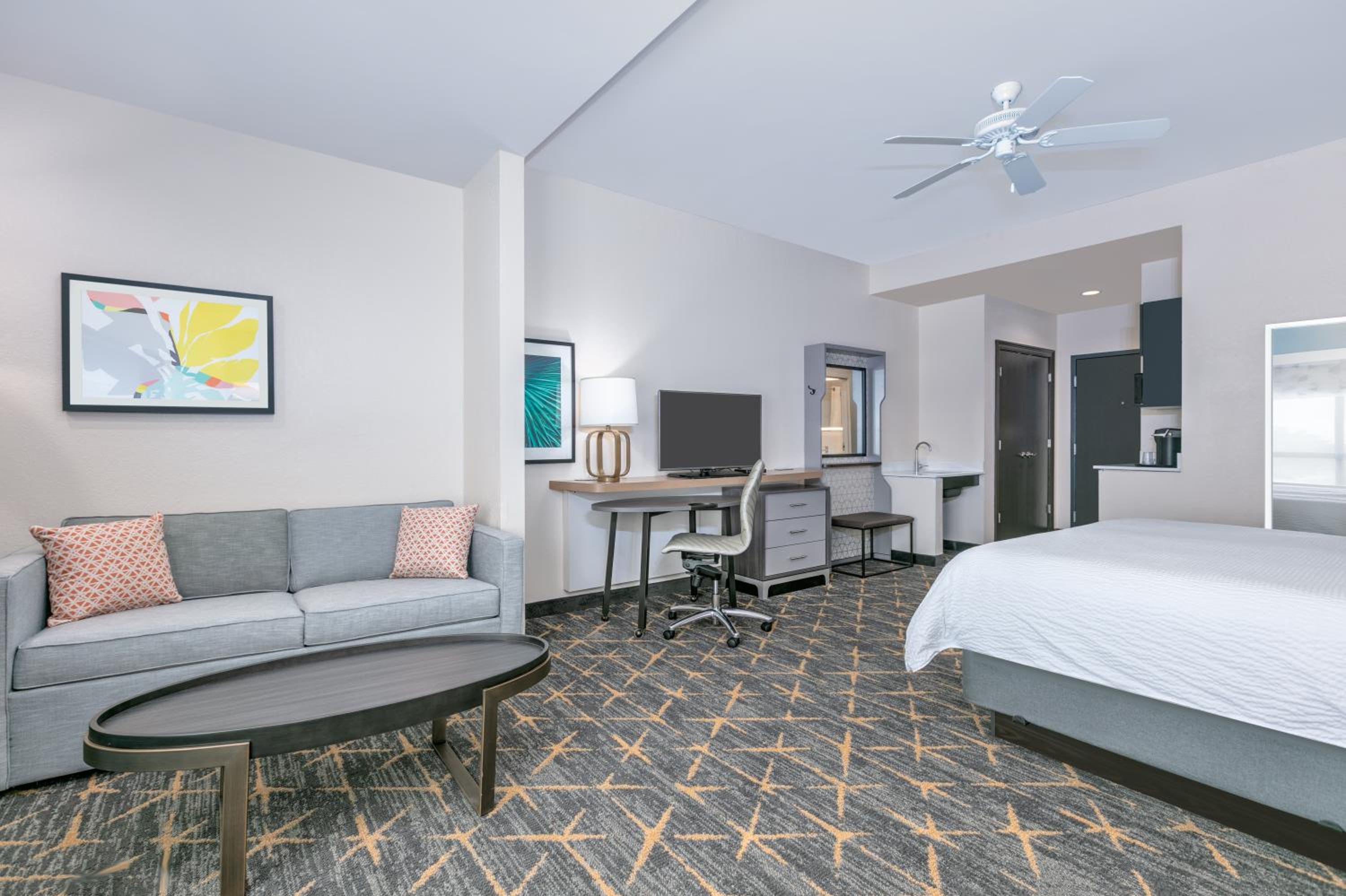 King Suite with Sofa Bed - Photo 2
