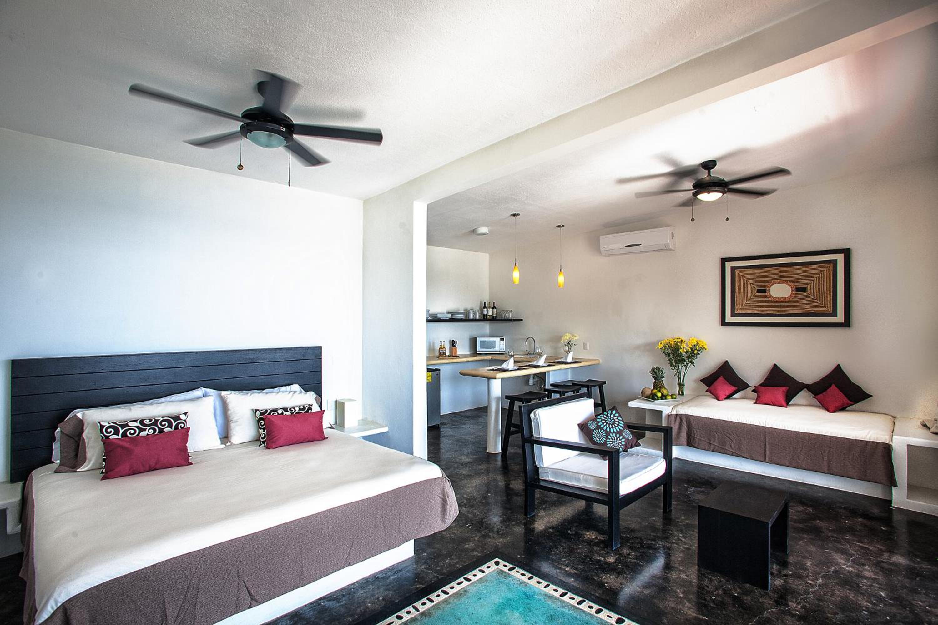 Luxury Suite photo 1