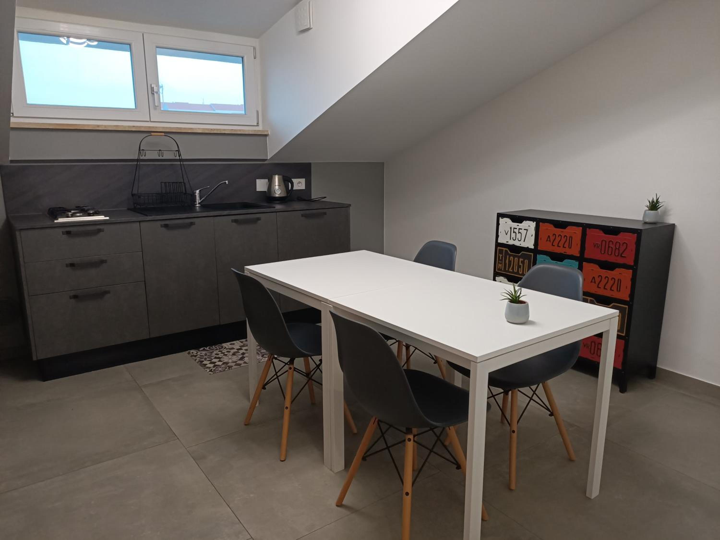 Two-Bedroom Deluxe Apartment photo 3