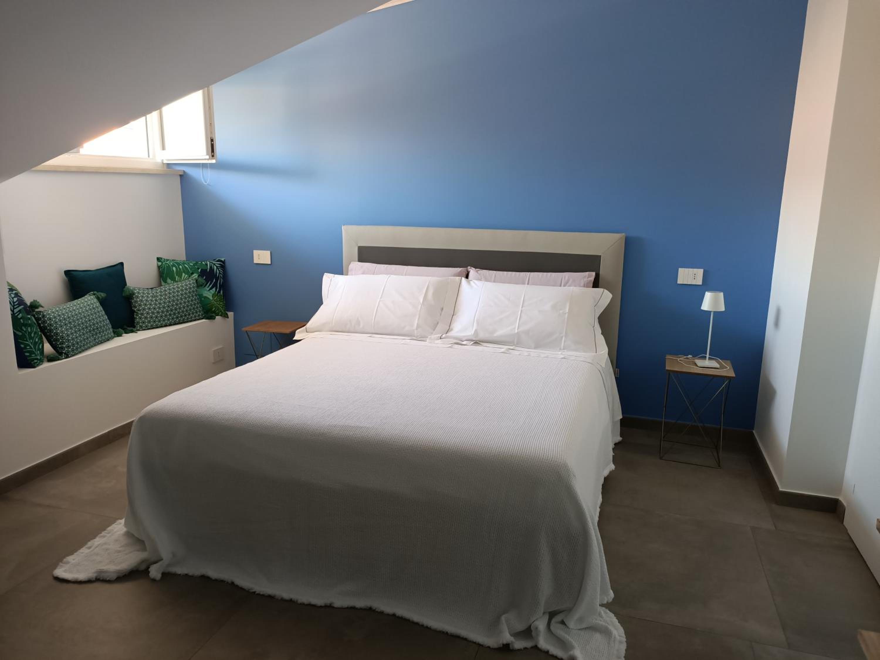 Two-Bedroom Deluxe Apartment photo 1