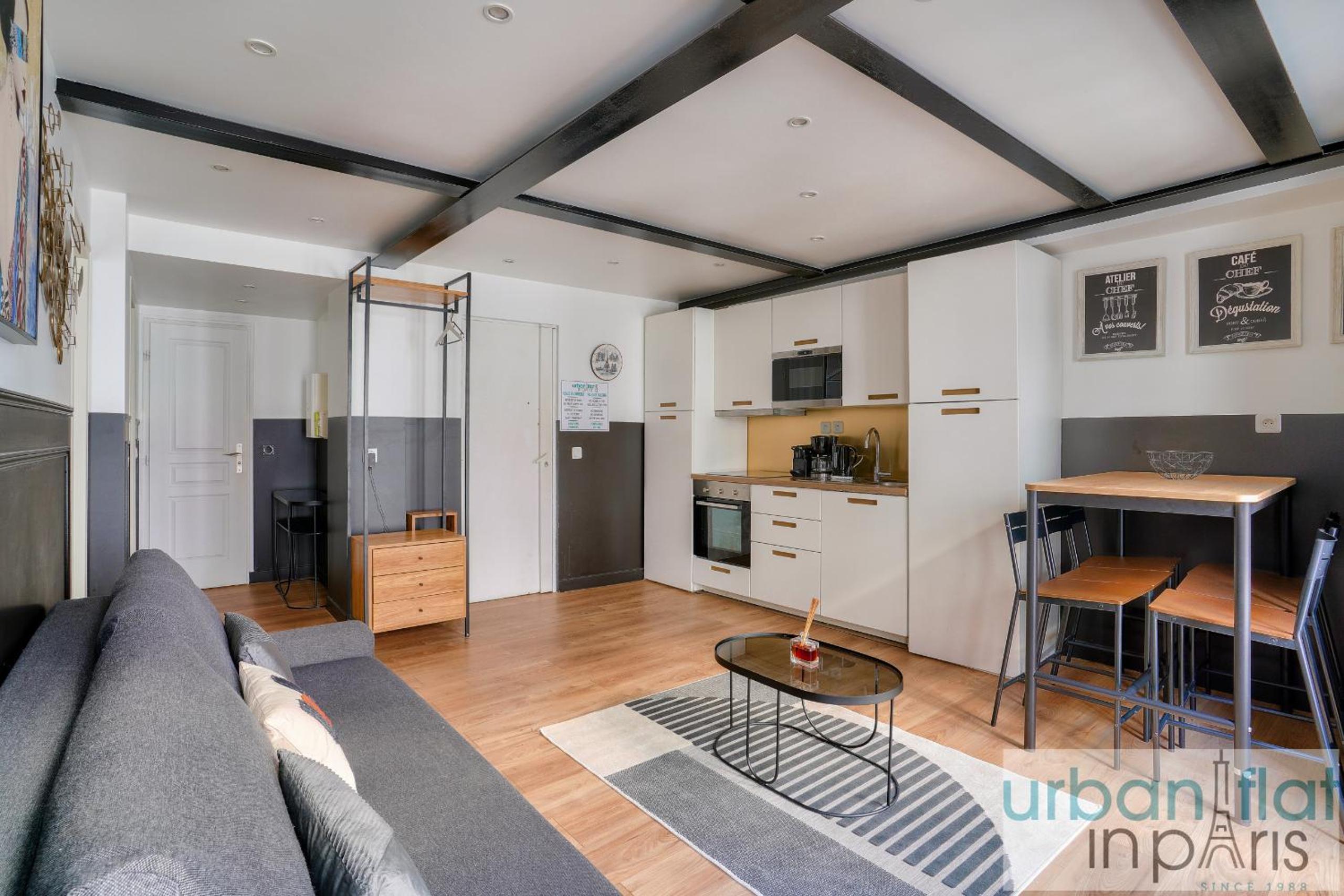 Apartment photo 2